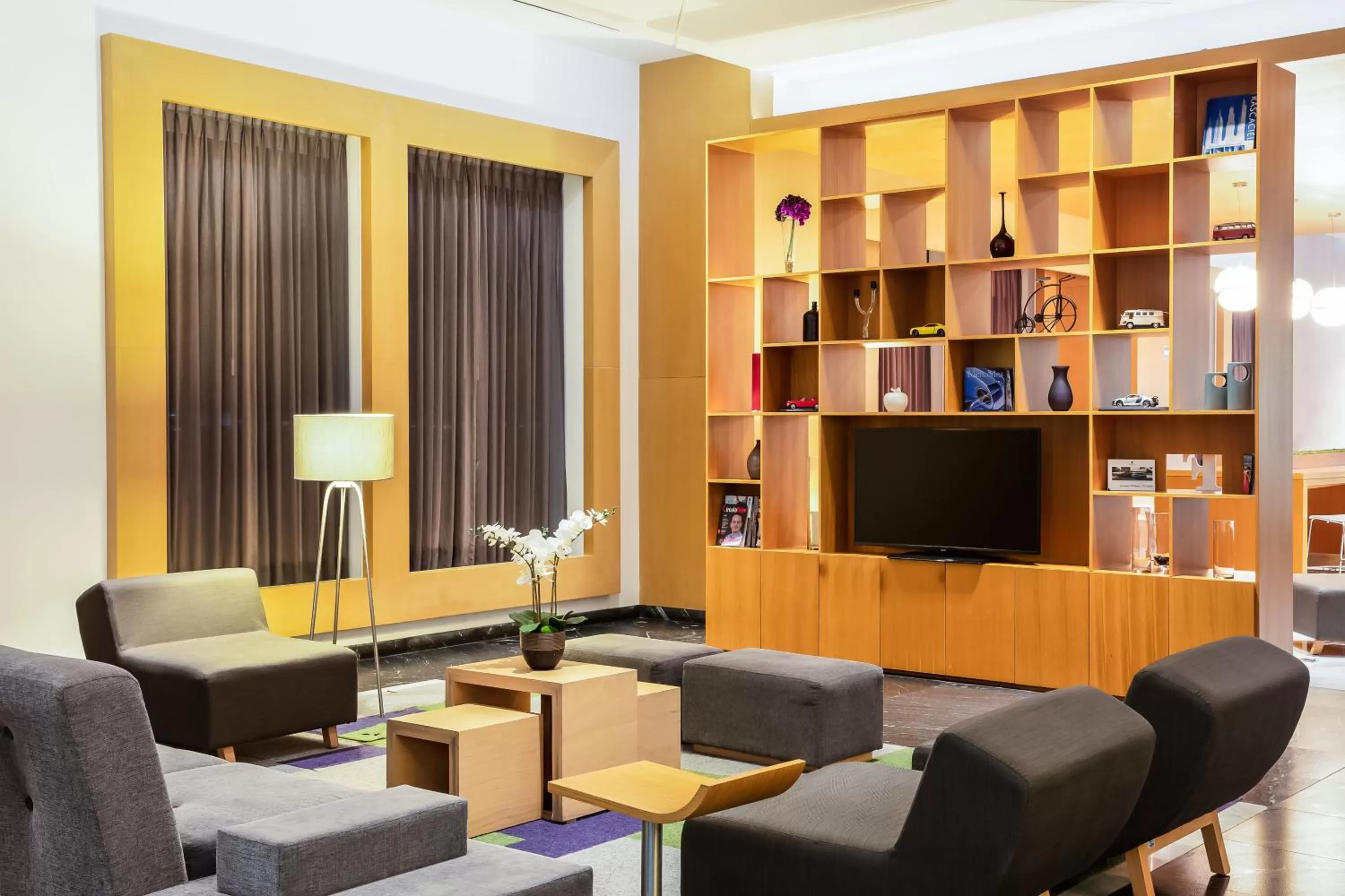 Lobby or reception in Fiesta Inn Cancun Las Americas