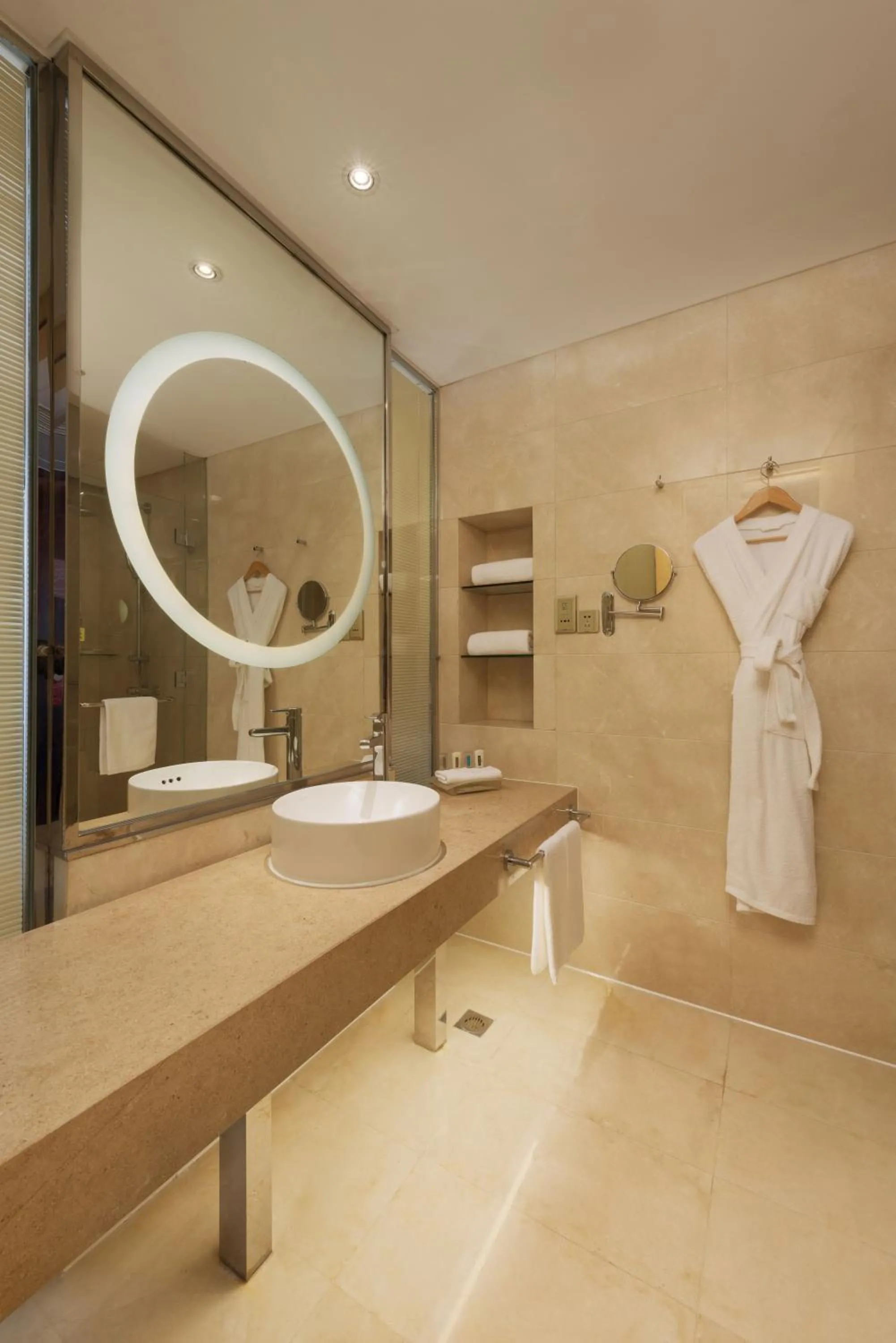 Bathroom in Holiday Inn Taicang City Centre by IHG