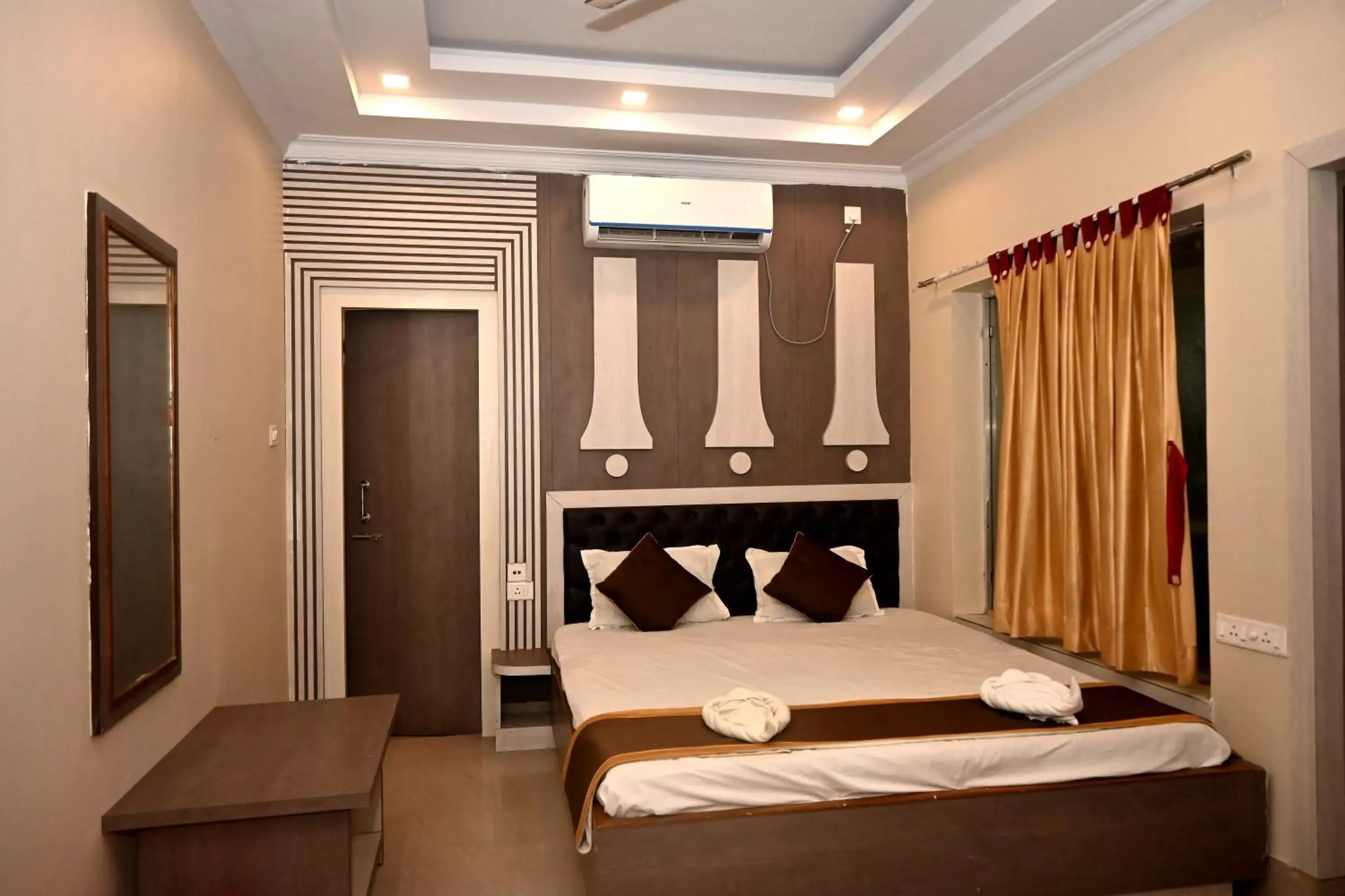 Superior Double Room in Royal Sea View Superior Double Room in Royal Sea View