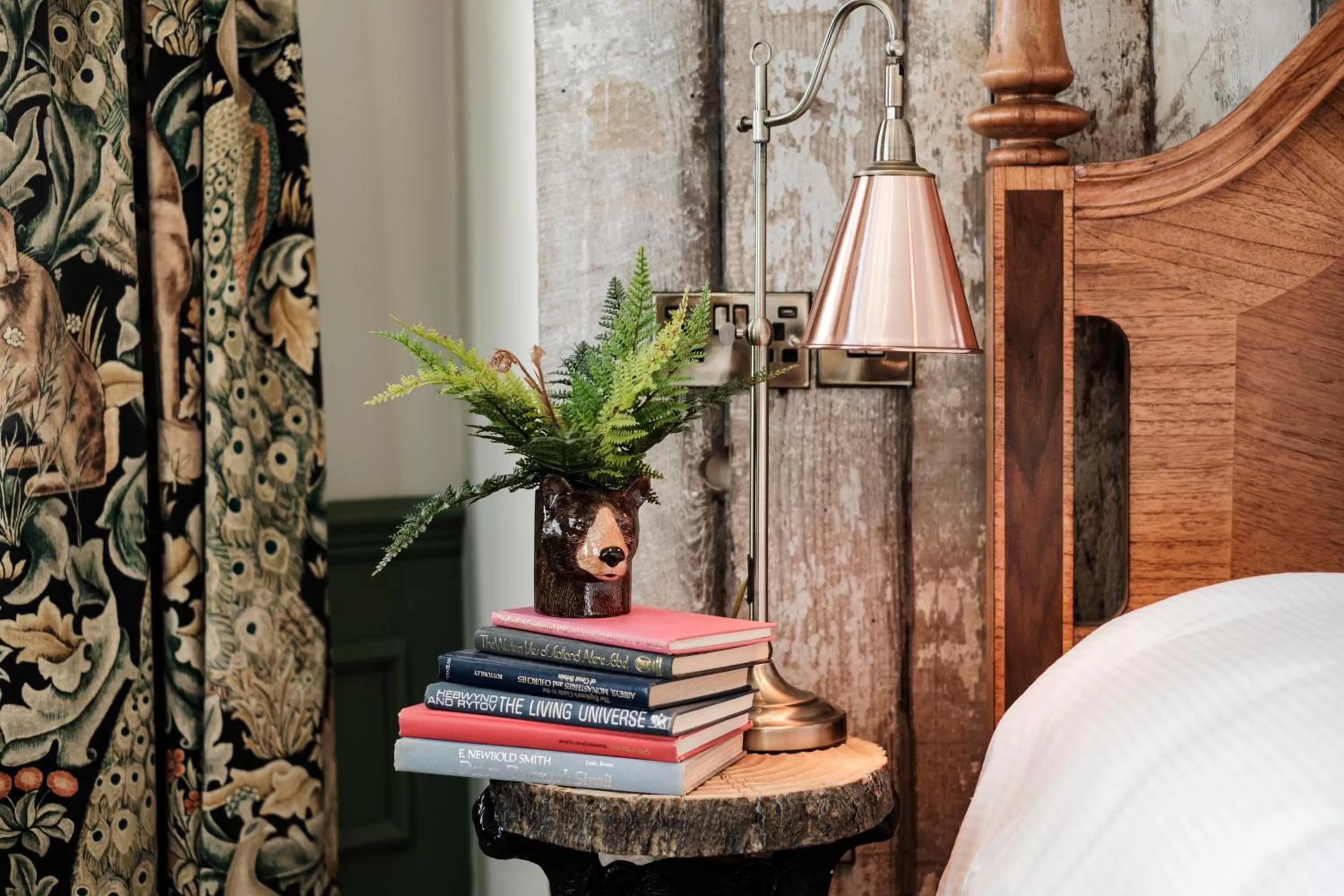 Bed in Bear Of Burton