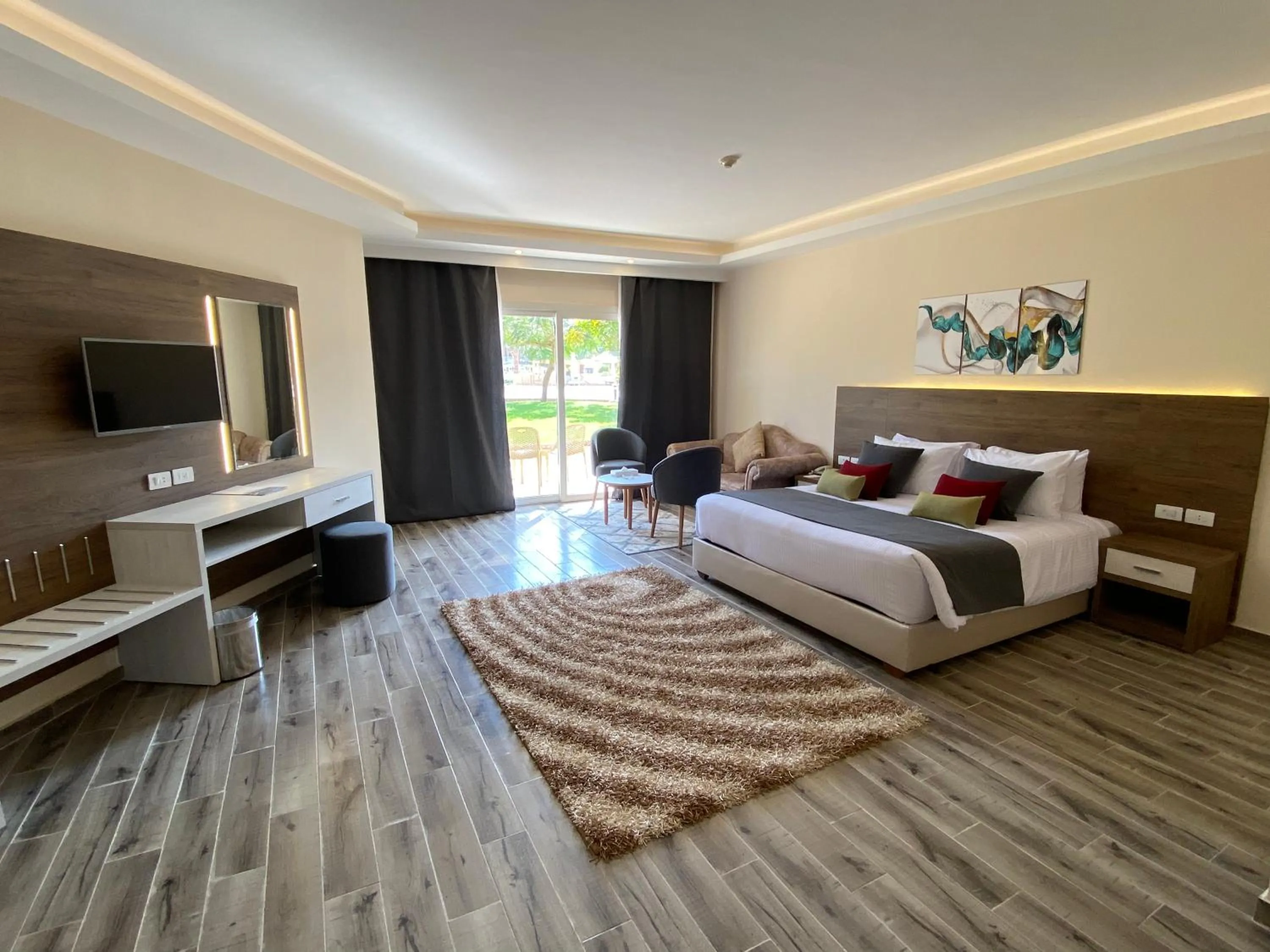 Bed in Amwaj Oyoun Resort