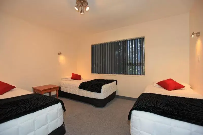 One-Bedroom Apartment in Kapiti Lindale Motel and Conference Centre One-Bedroom Apartment in Kapiti Lindale Motel and Conference Centre