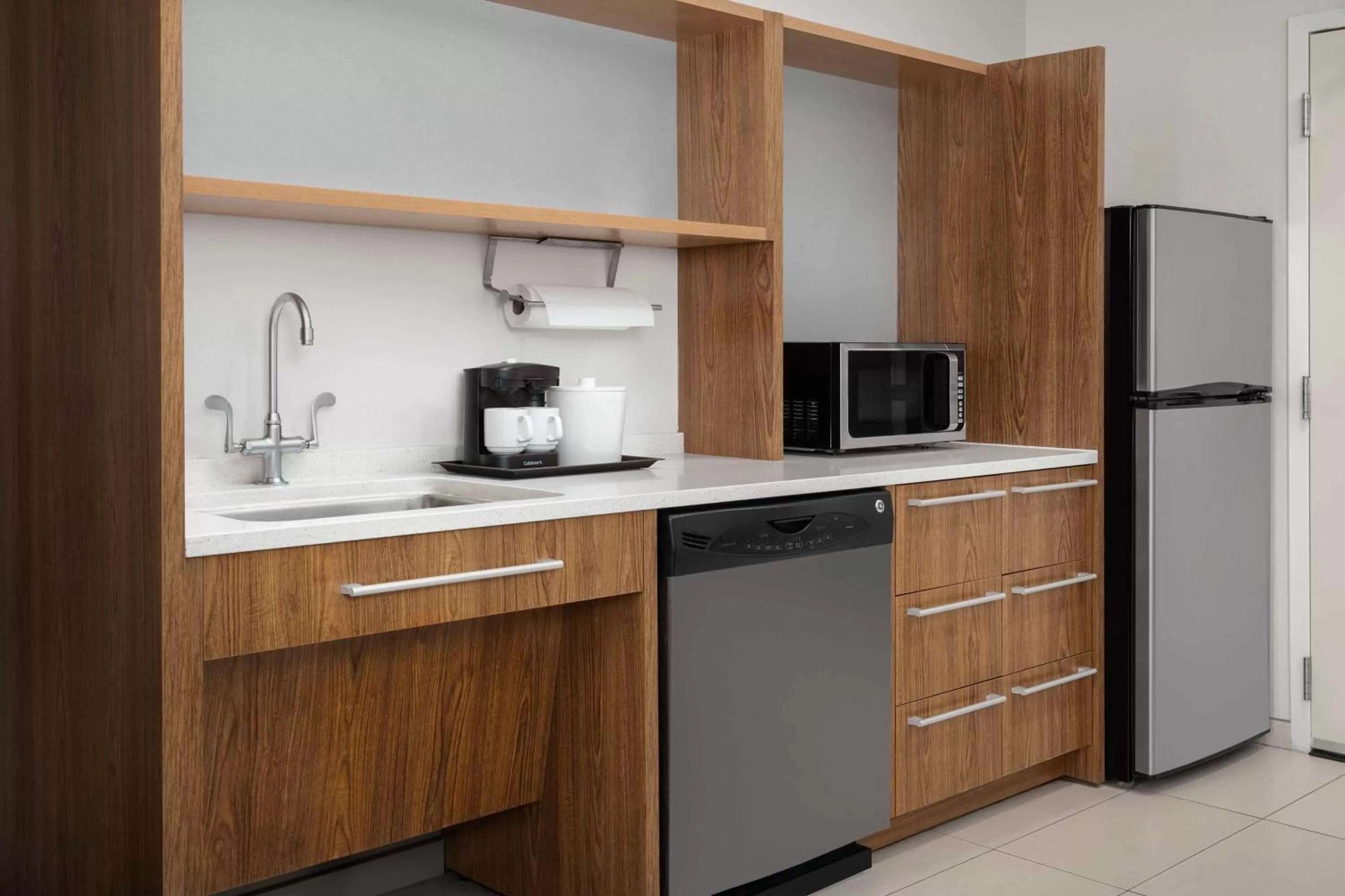Kitchen or kitchenette in Home2 Suites by Hilton - Memphis/Southaven