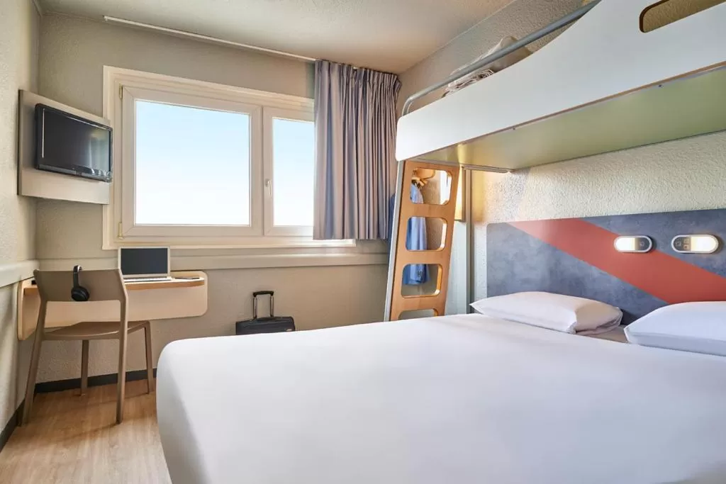 Bed in ibis budget Paris Porte d'Aubervilliers