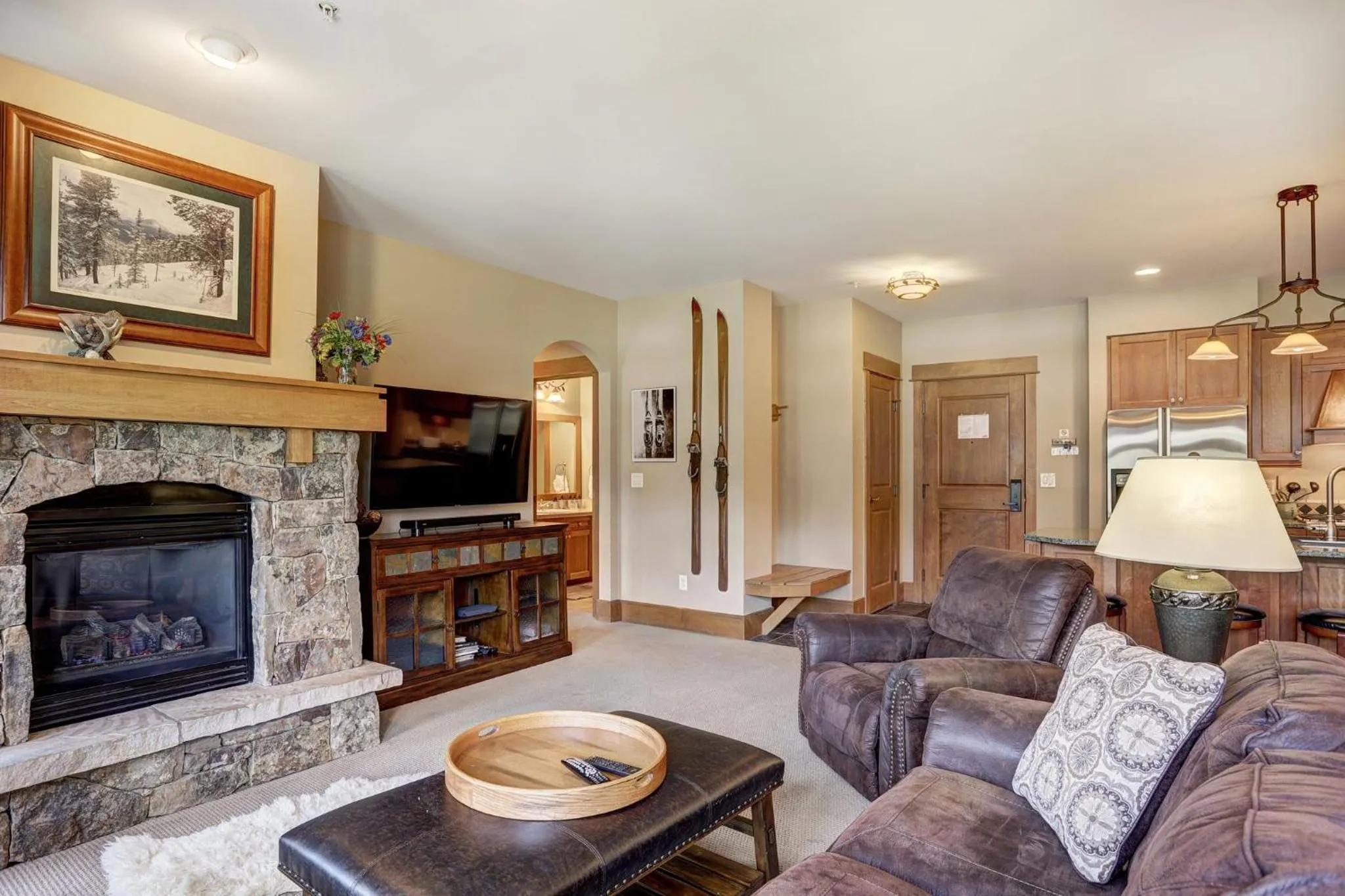 Living room in Timbers & Lone Eagle by Vail Resorts