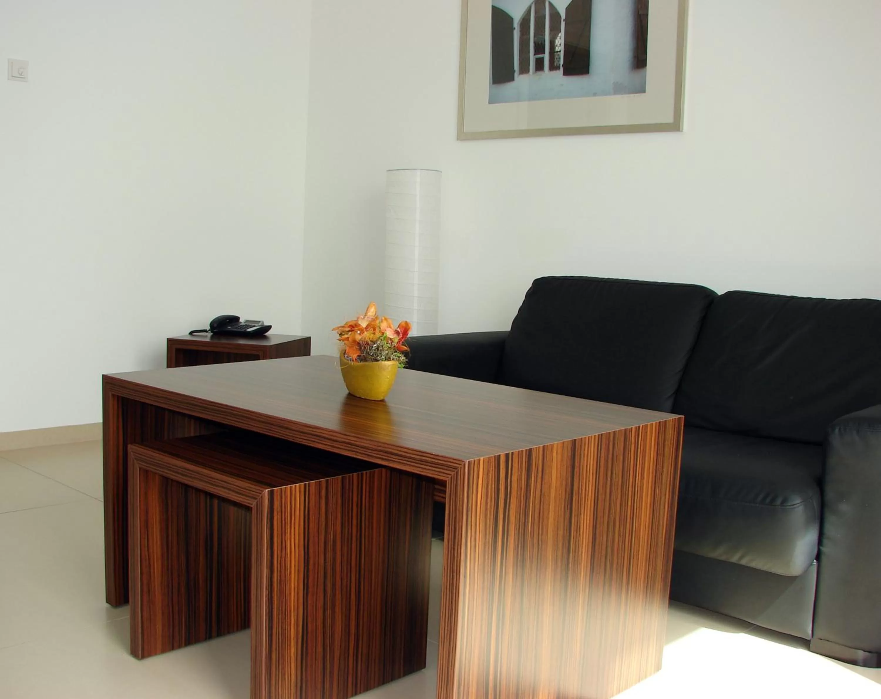 Photo of the whole room, Seating Area in Strandhotel Dranske