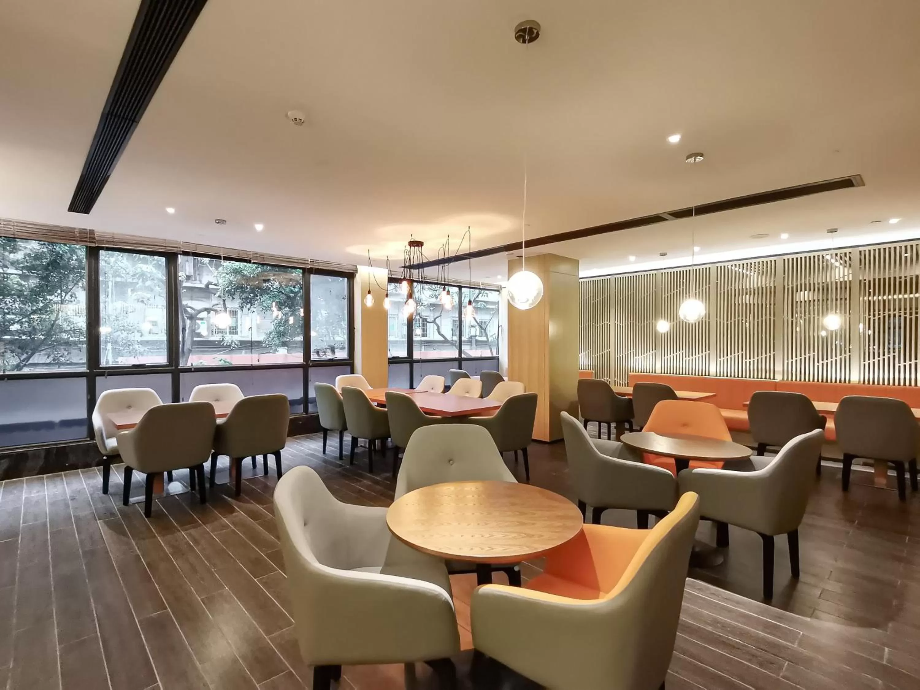 Restaurant/places to eat in Paco Hotel BeiJing Road Metro Guangzhou