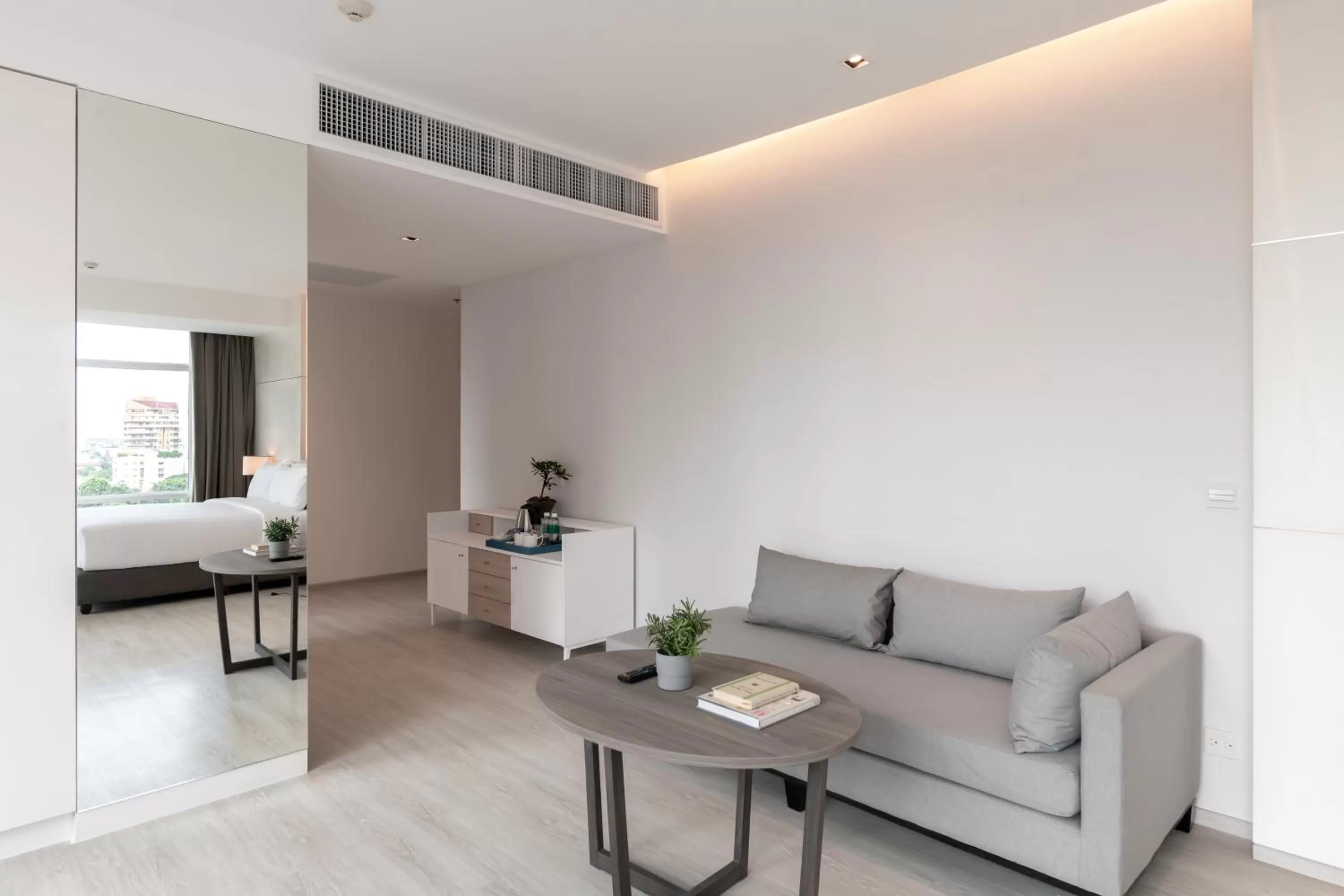 Dining area in Jasmine 59 Hotel