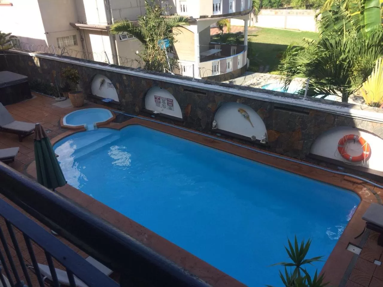 Swimming pool in Villa Narmada