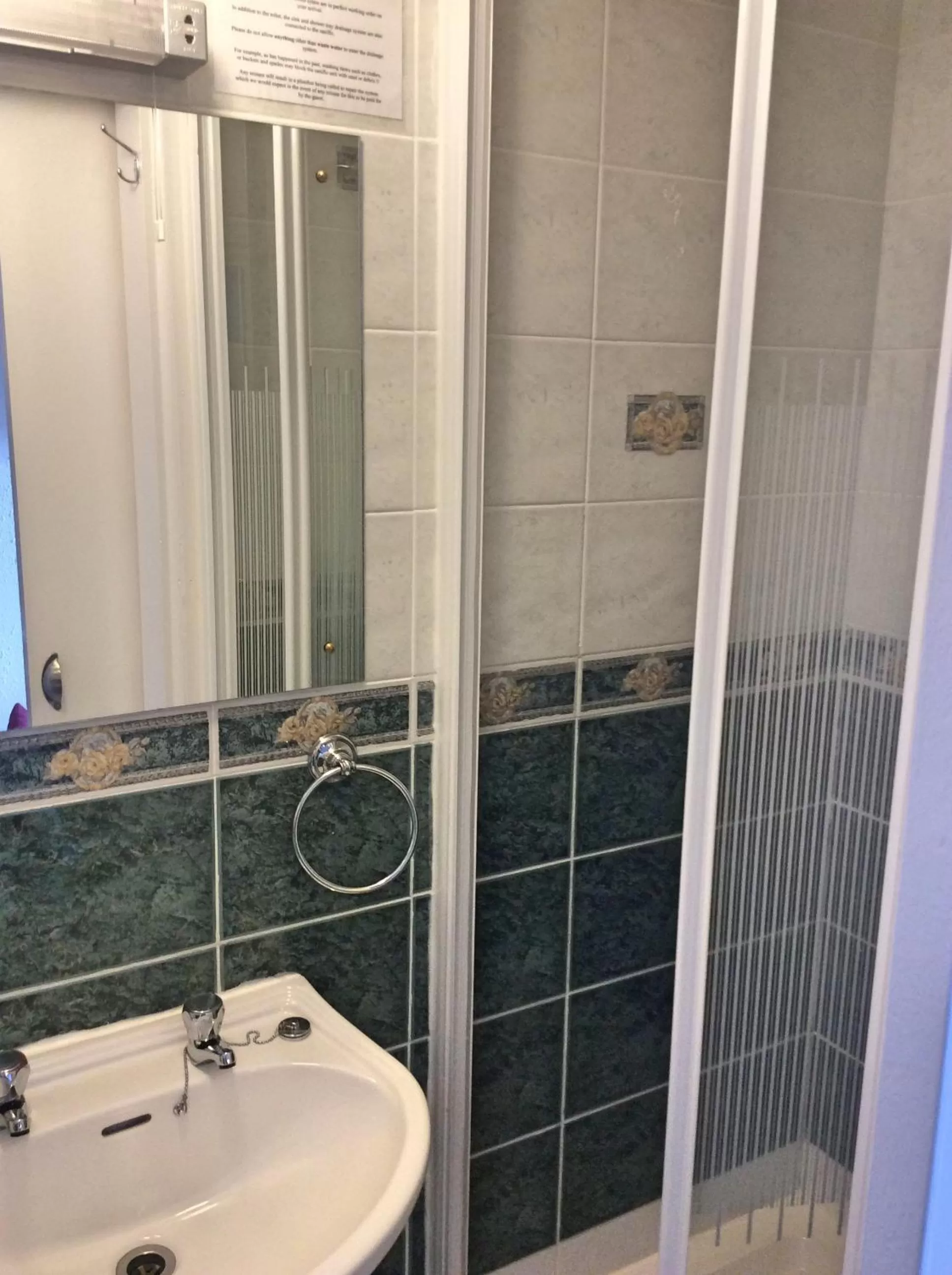 Toilet in The Wentworth Guest House