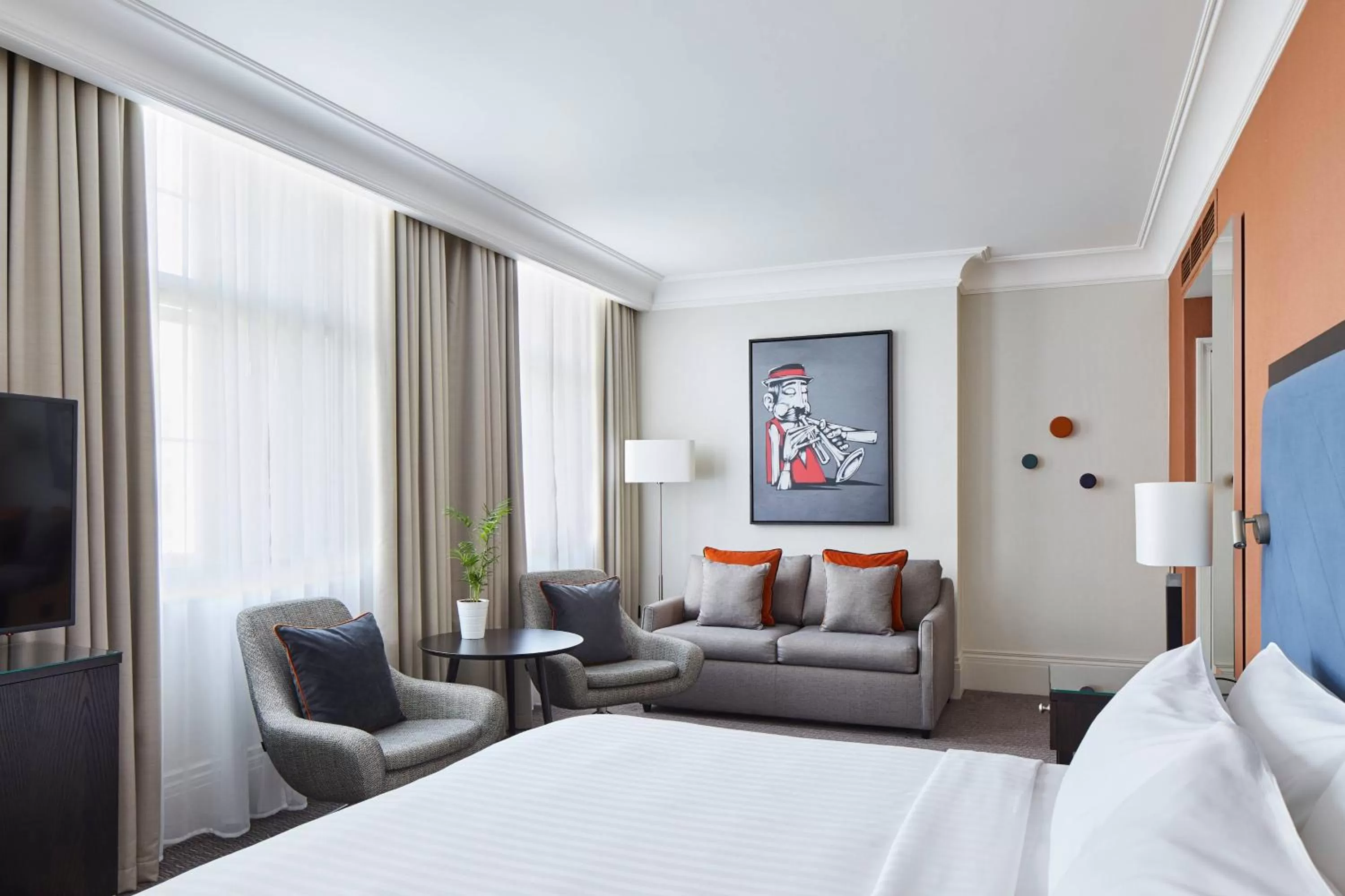 Photo of the whole room, Bed in Bristol Marriott Royal Hotel