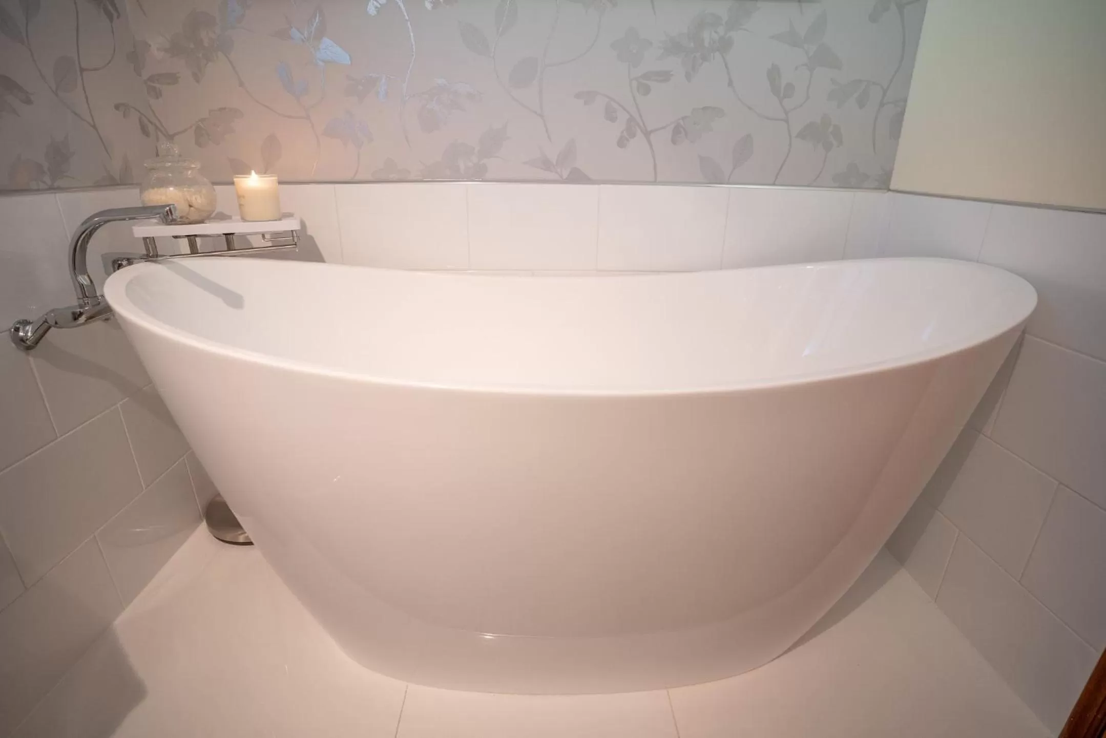 Bathroom in Alpine Rock B&B