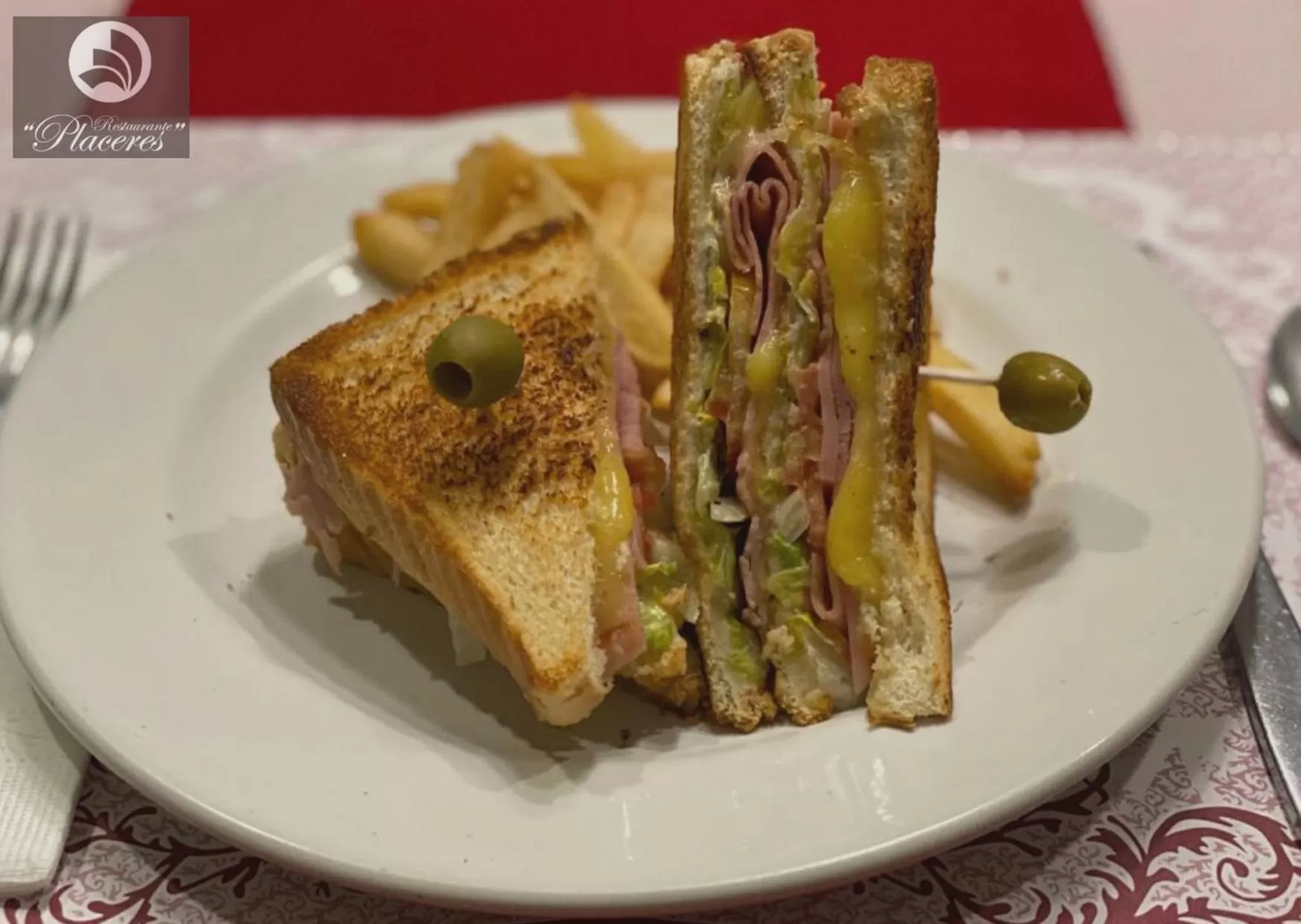 Breakfast in Hotel Grand Marlon