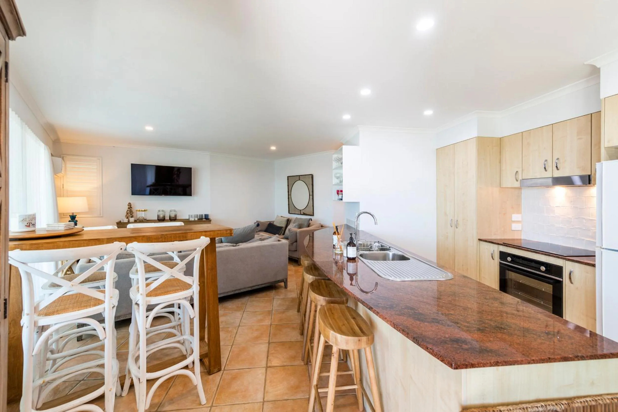 Kitchen or kitchenette in The Cove Yamba