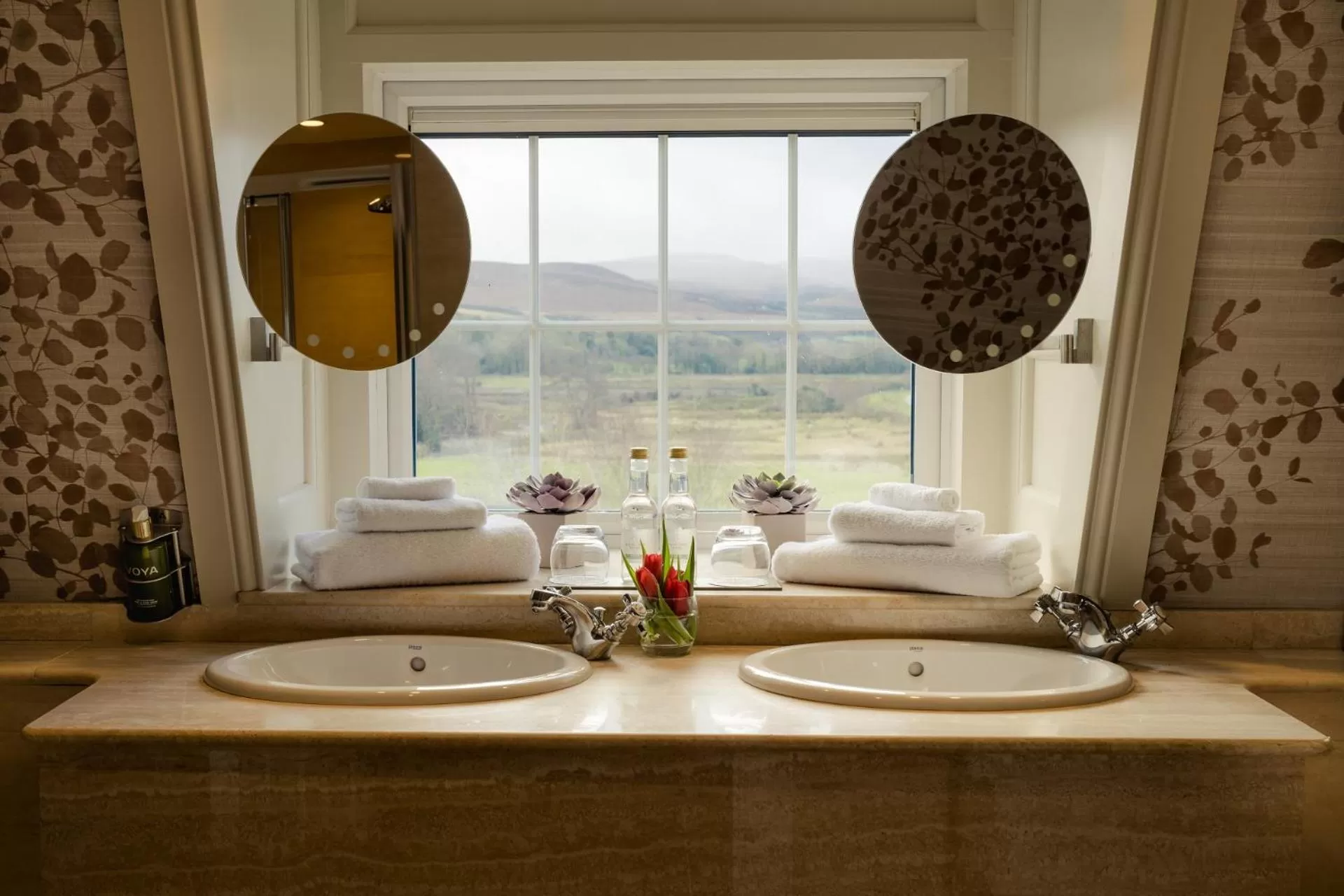 Bathroom in Ballygarry Estate Hotel & Spa