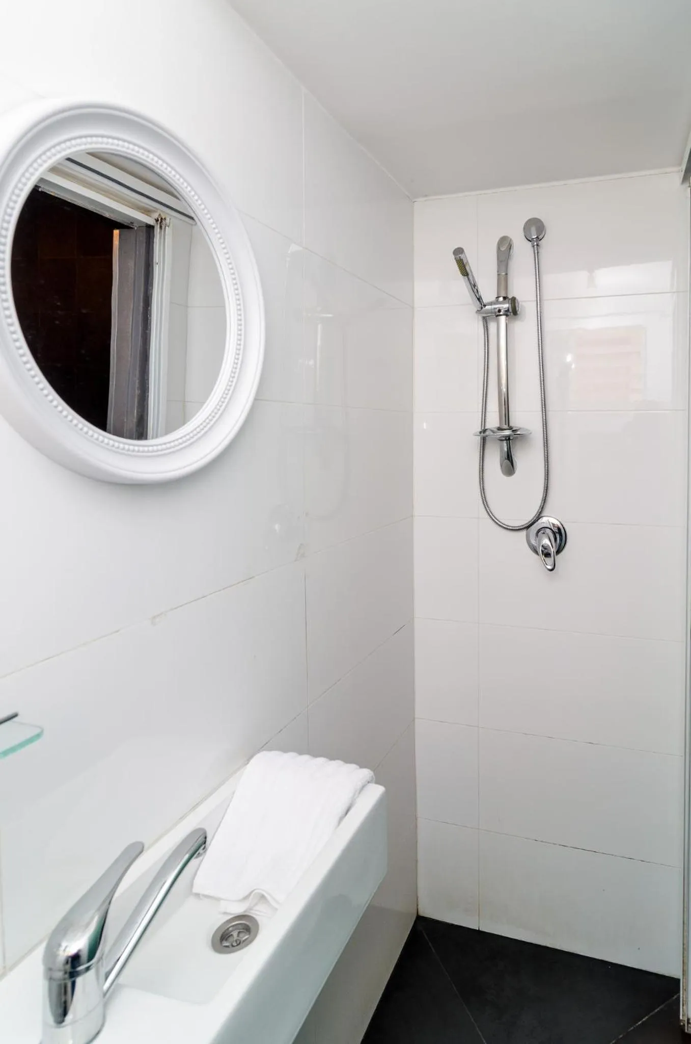 Shower, Bathroom in Ness Hotel