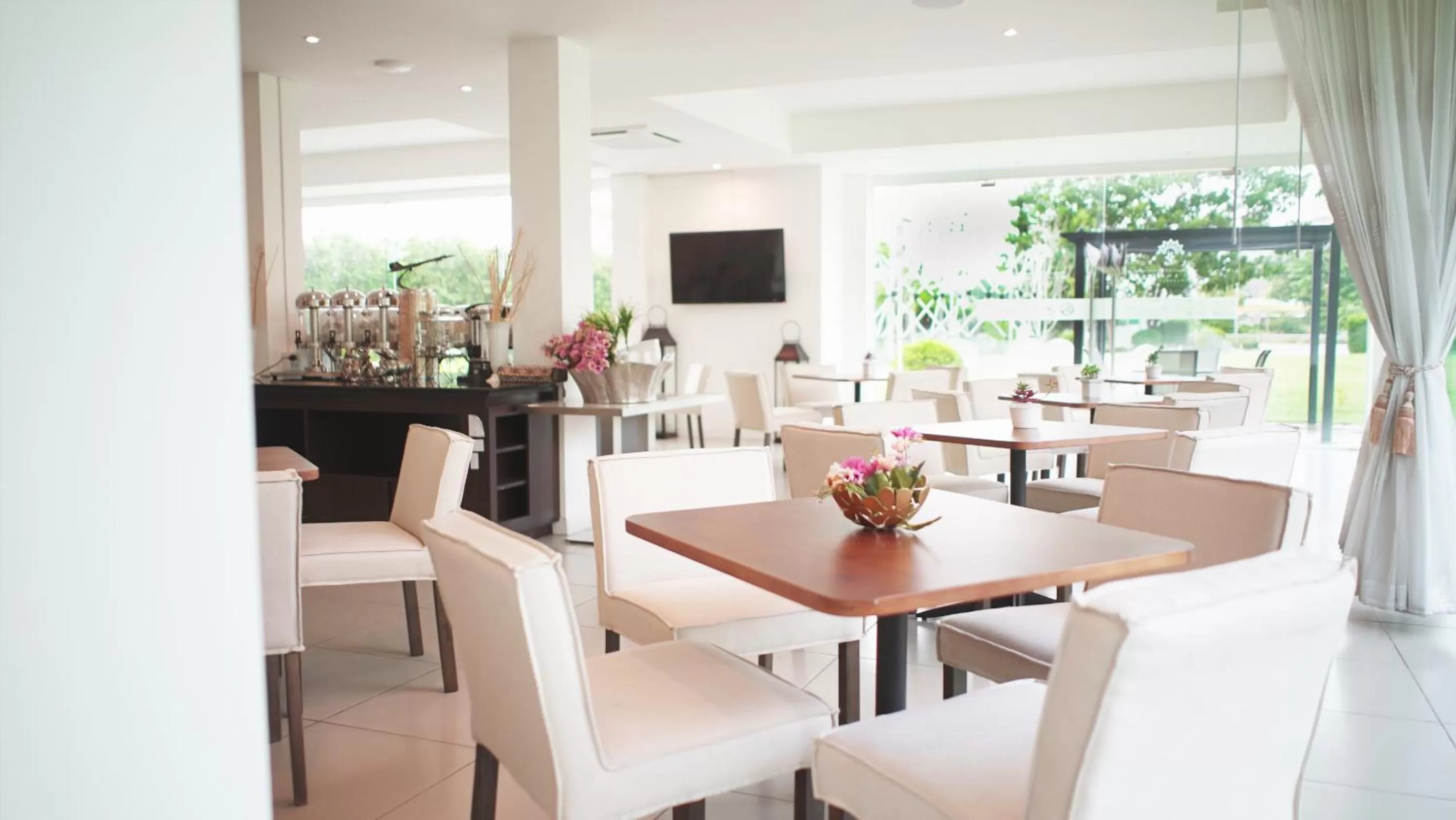 The White Garden Premier Saraburi