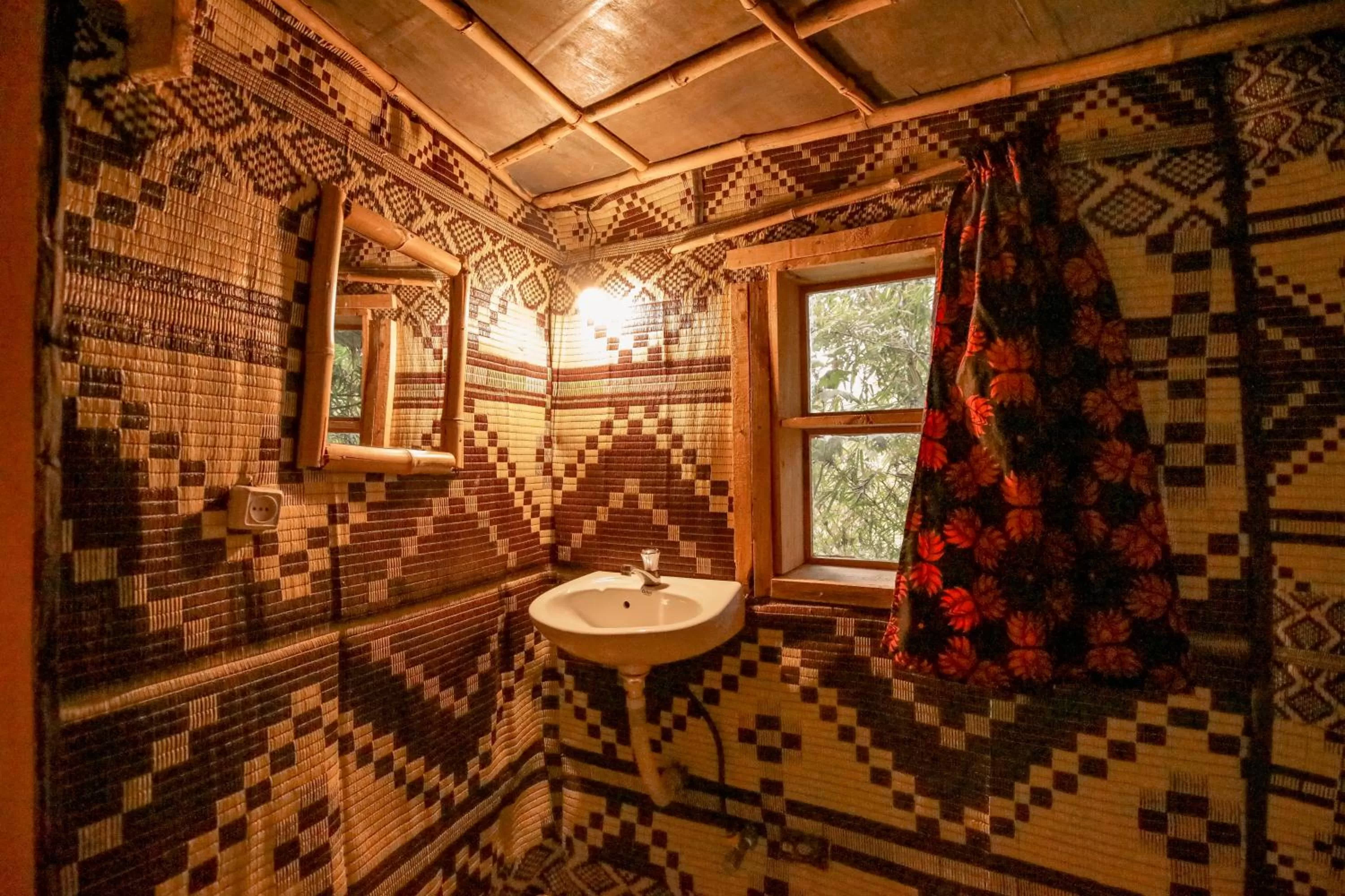 Bathroom in Fravan Eco Resort By Apogee