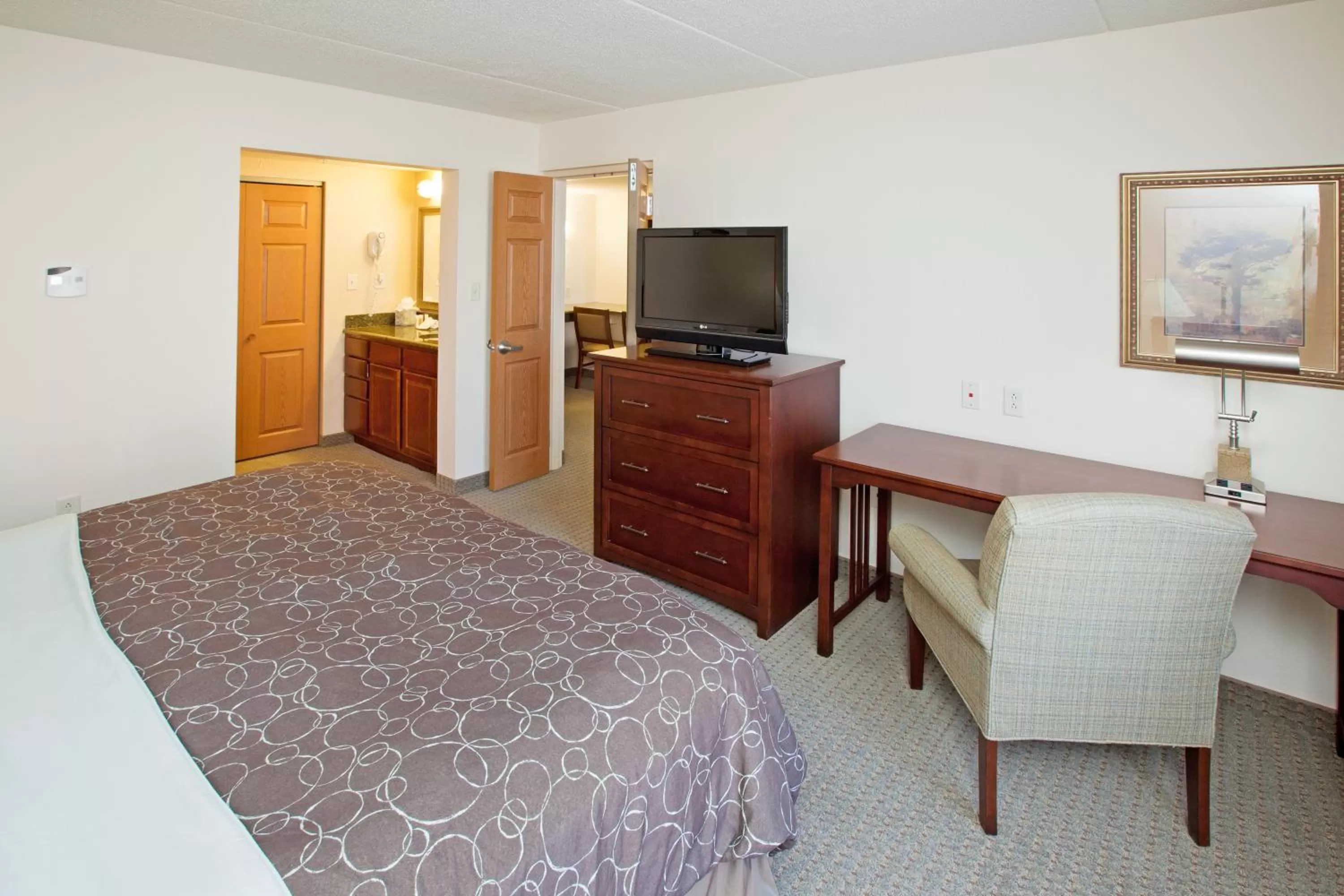 Bed in Staybridge Suites Indianapolis Downtown-Convention Center by IHG