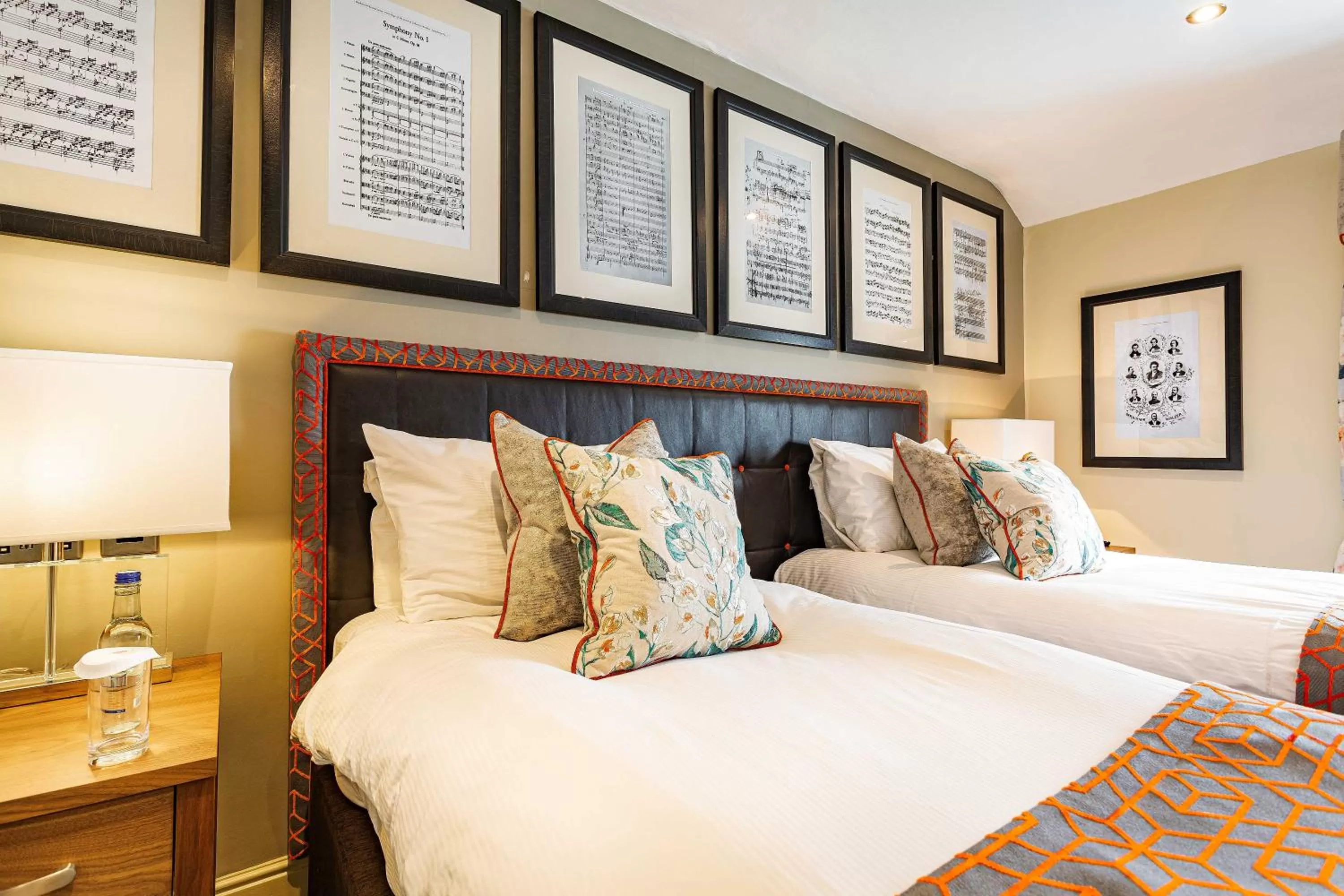 Bed in The Castle Hotel, Conwy, North Wales - The Coaching Inn Group