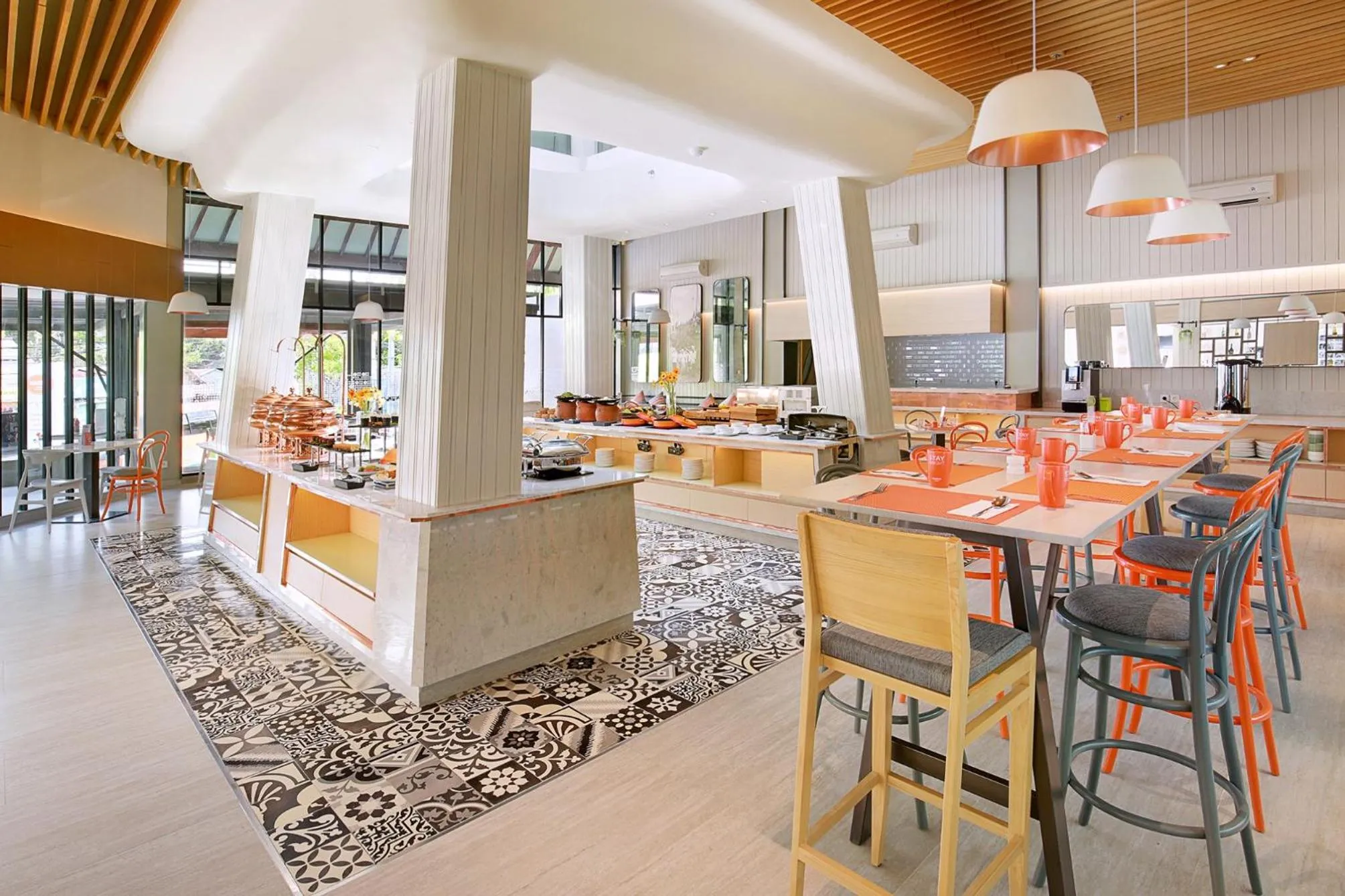 Restaurant/places to eat in HARRIS Hotel Kuta Tuban Bali