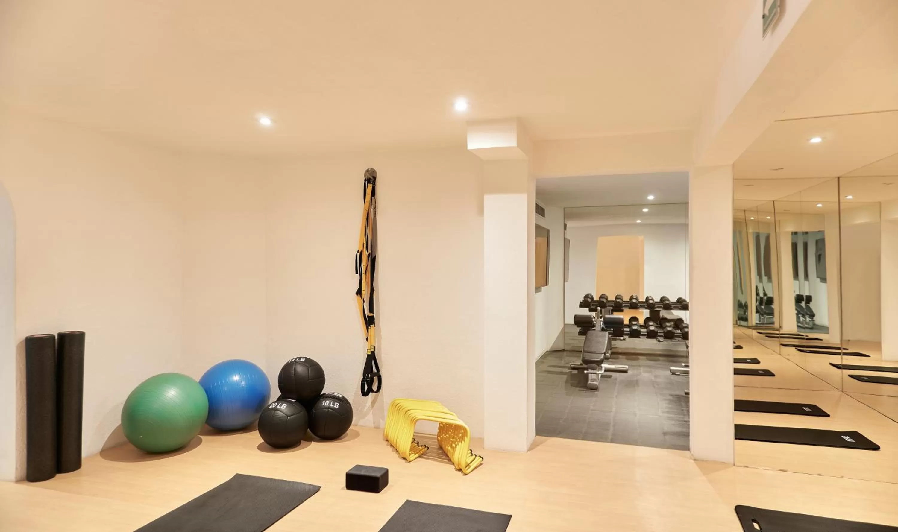 Fitness centre/facilities in Bahia Hotel & Beach House