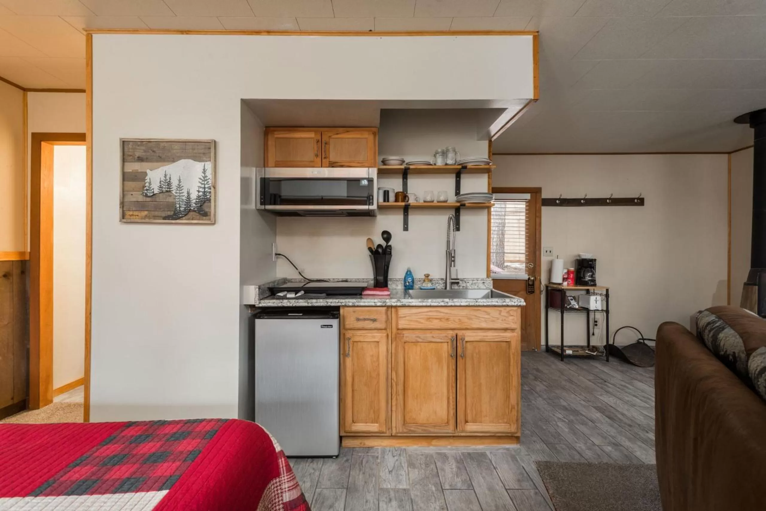 Kitchen or kitchenette in Ponderosa Lodge