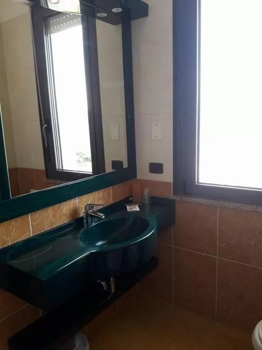 Bathroom in Hotel Beaurivage