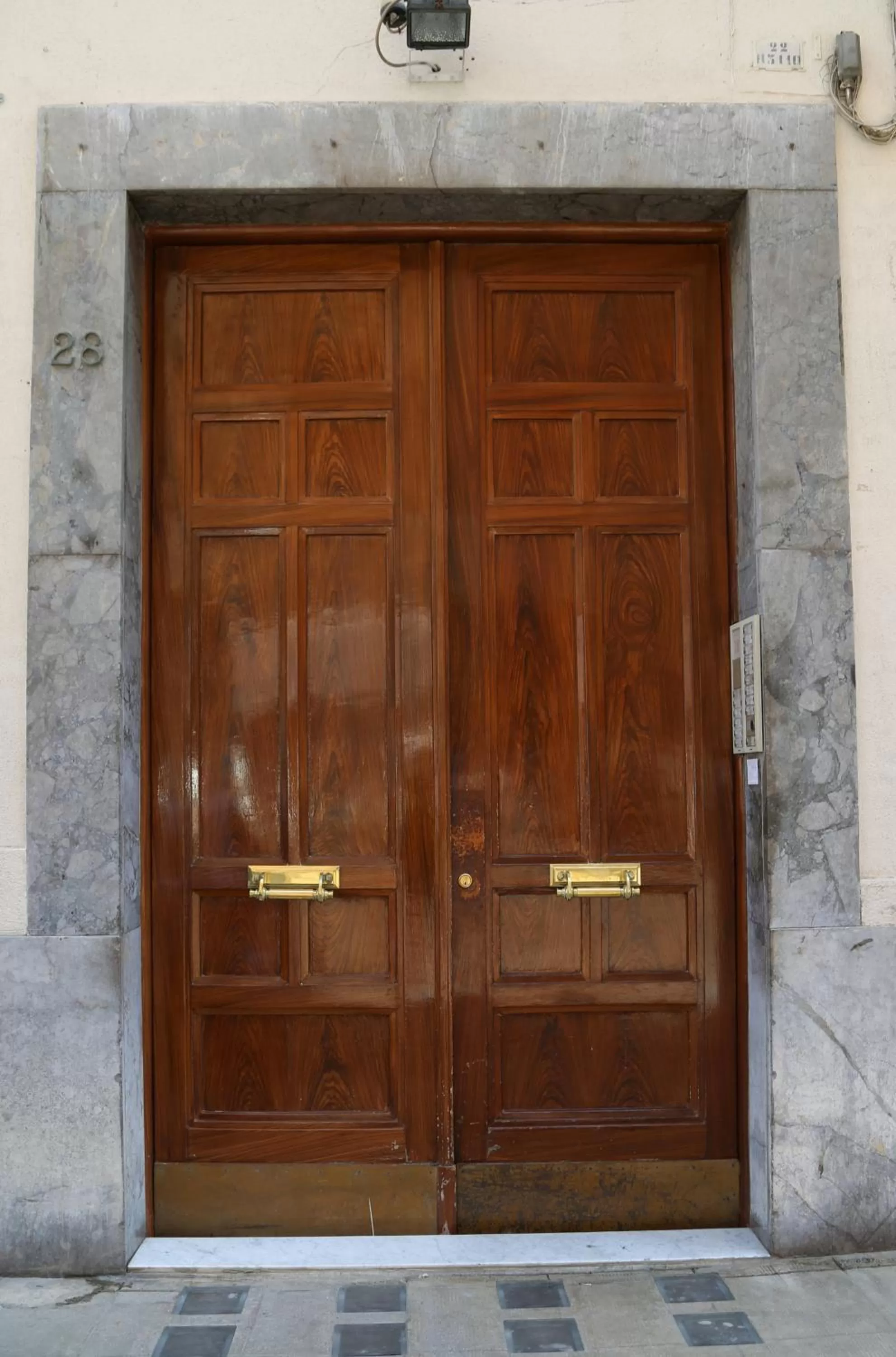 Property building in Le Cupole Decò