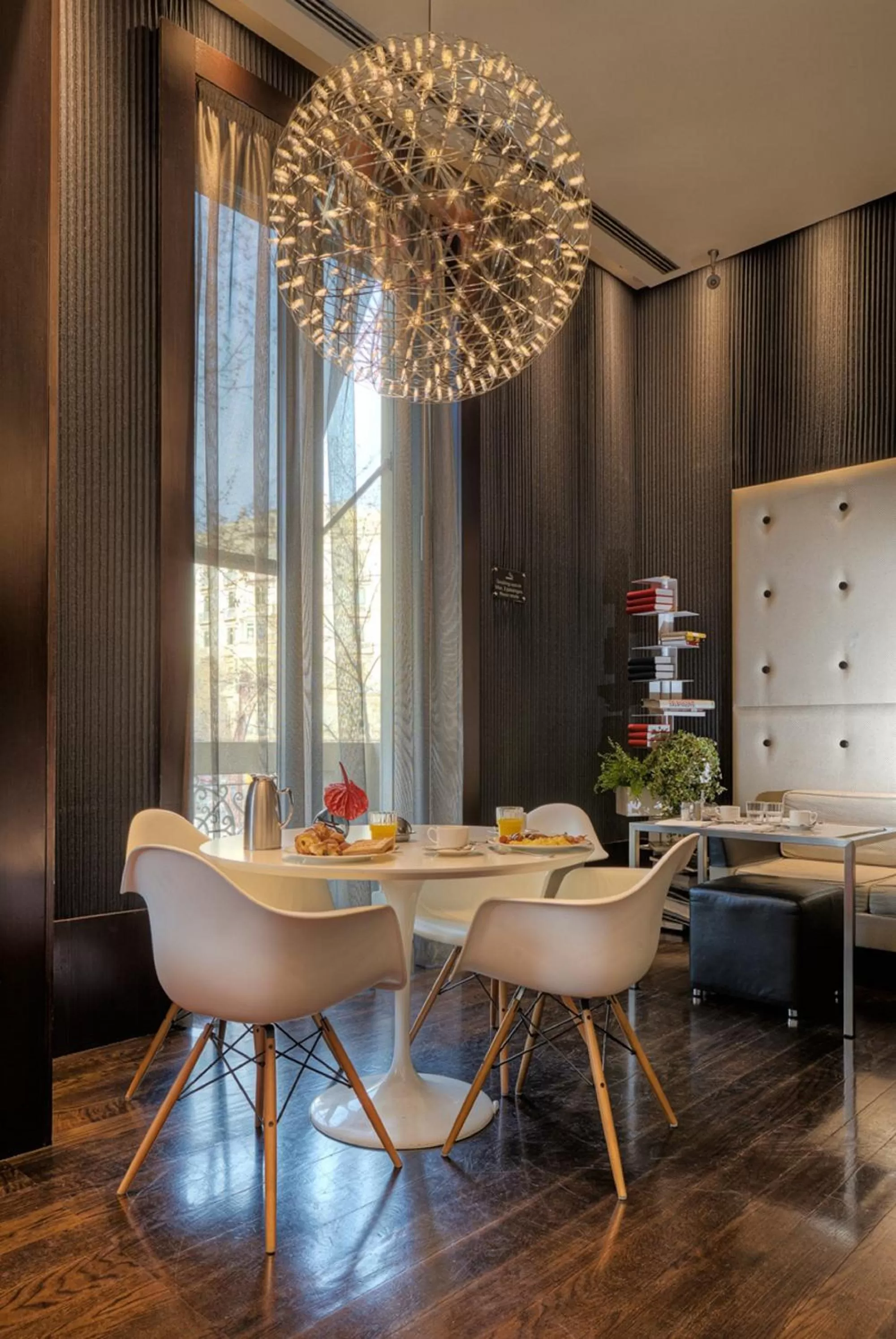 Lounge or bar in Sixtytwo Hotel