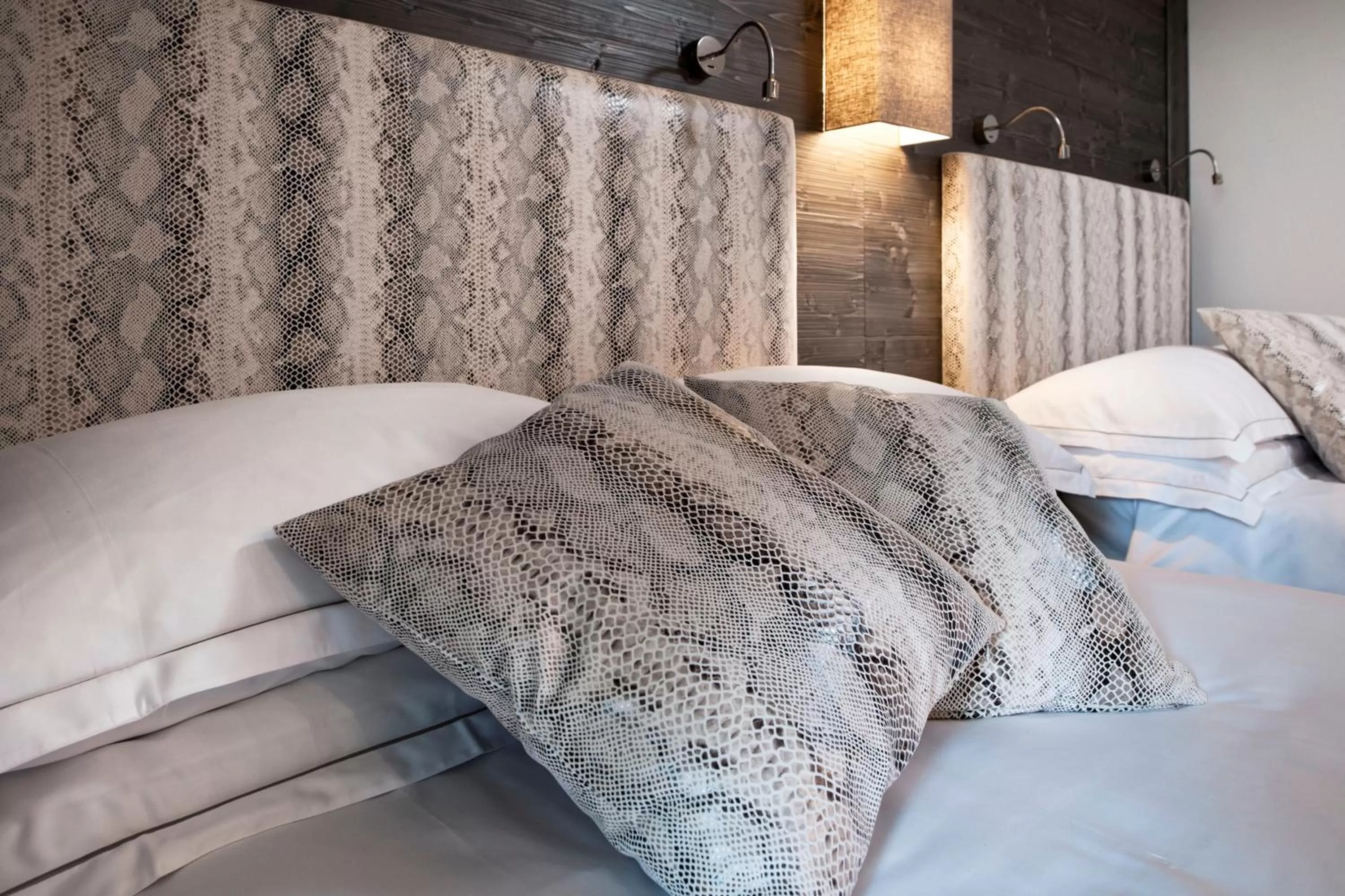 Decorative detail, Bed in Morosani Fiftyone - the room only Hotel