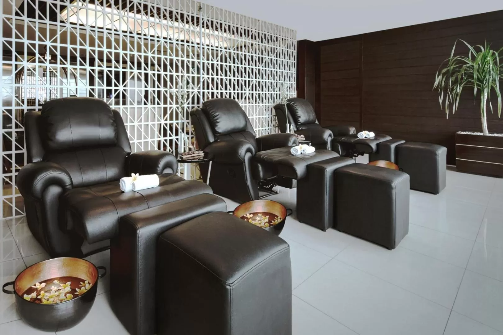 Spa and wellness centre/facilities in The Alana Surabaya