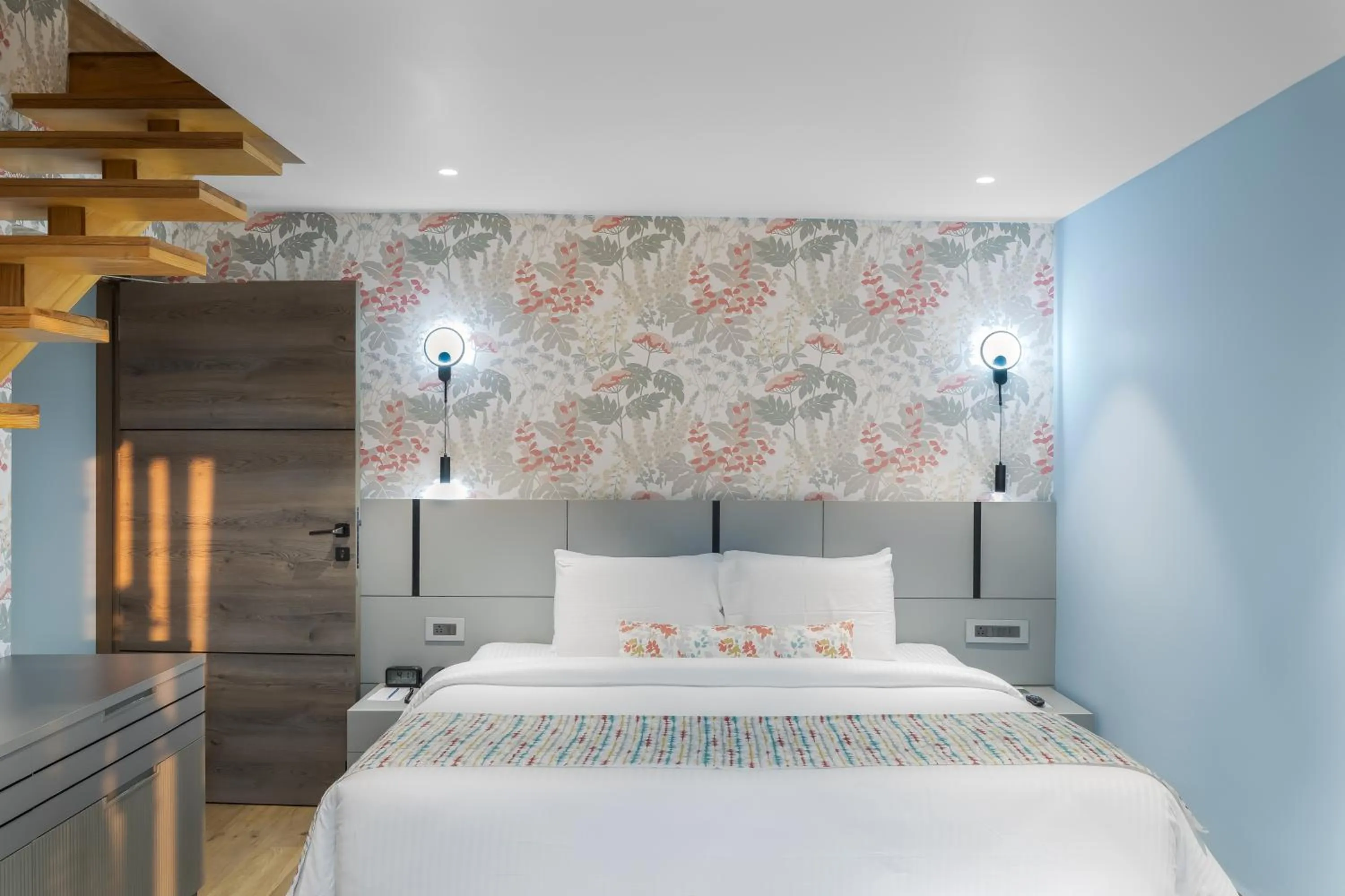 Bed in Clarion Hotel Ocean Palms Goa