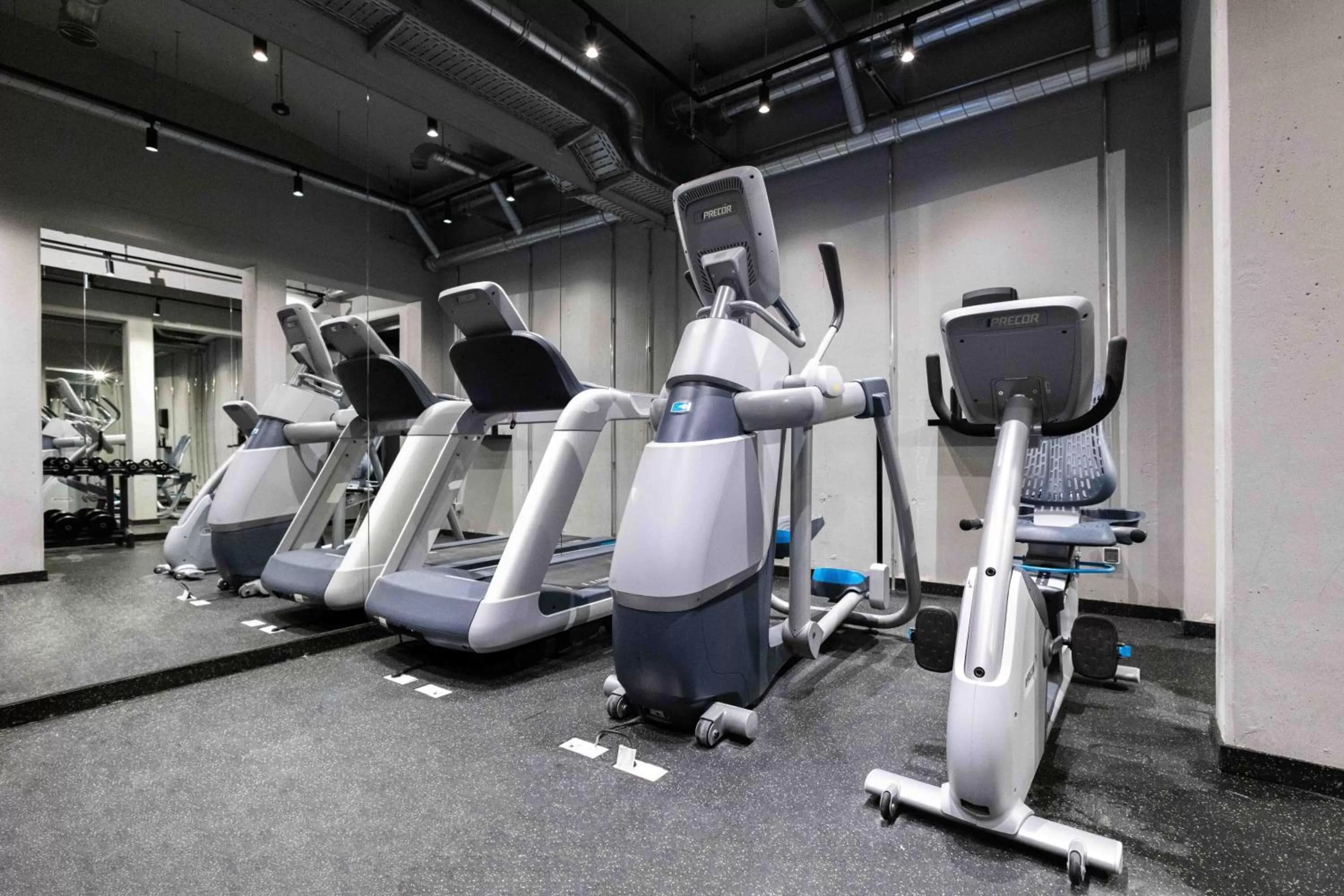 Fitness centre/facilities in Eco Smart Apartments Premium City
