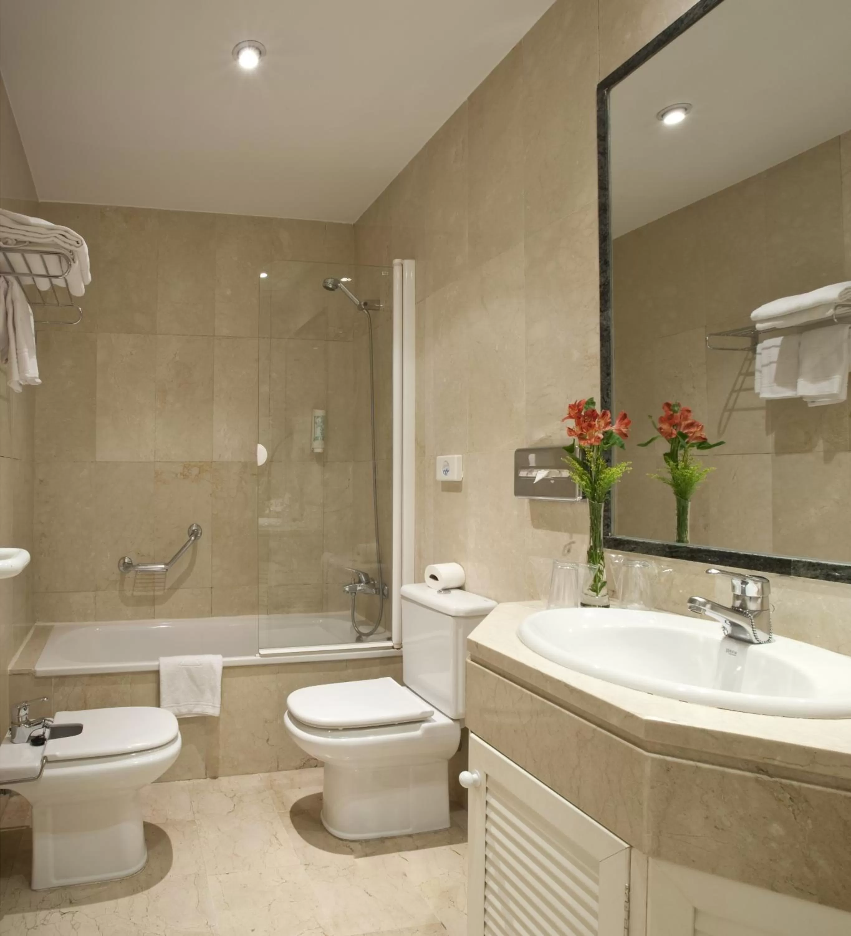 Bathroom in Suites Barrio de Salamanca