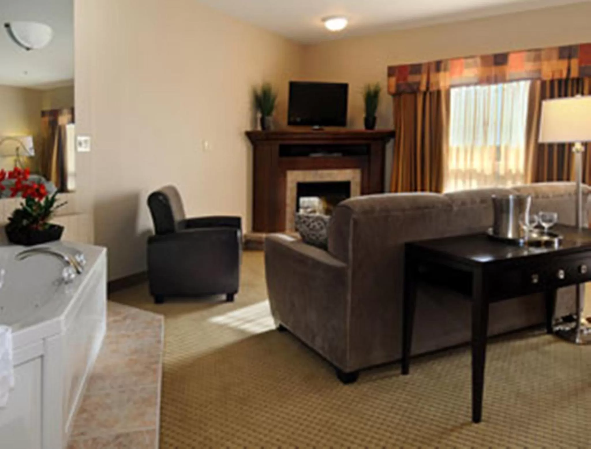 Bedroom in Ramada by Wyndham Weyburn