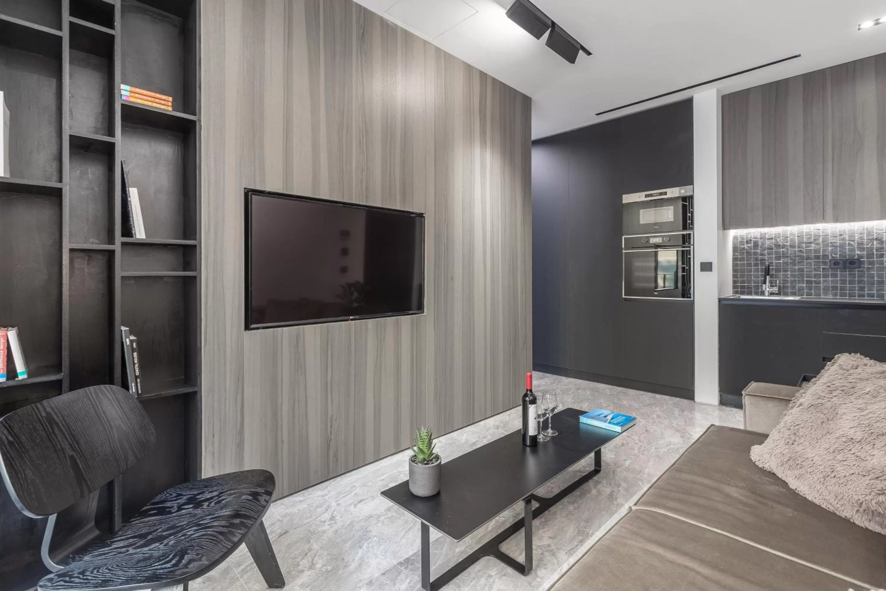 TV and multimedia in The Duke Boutique Suites