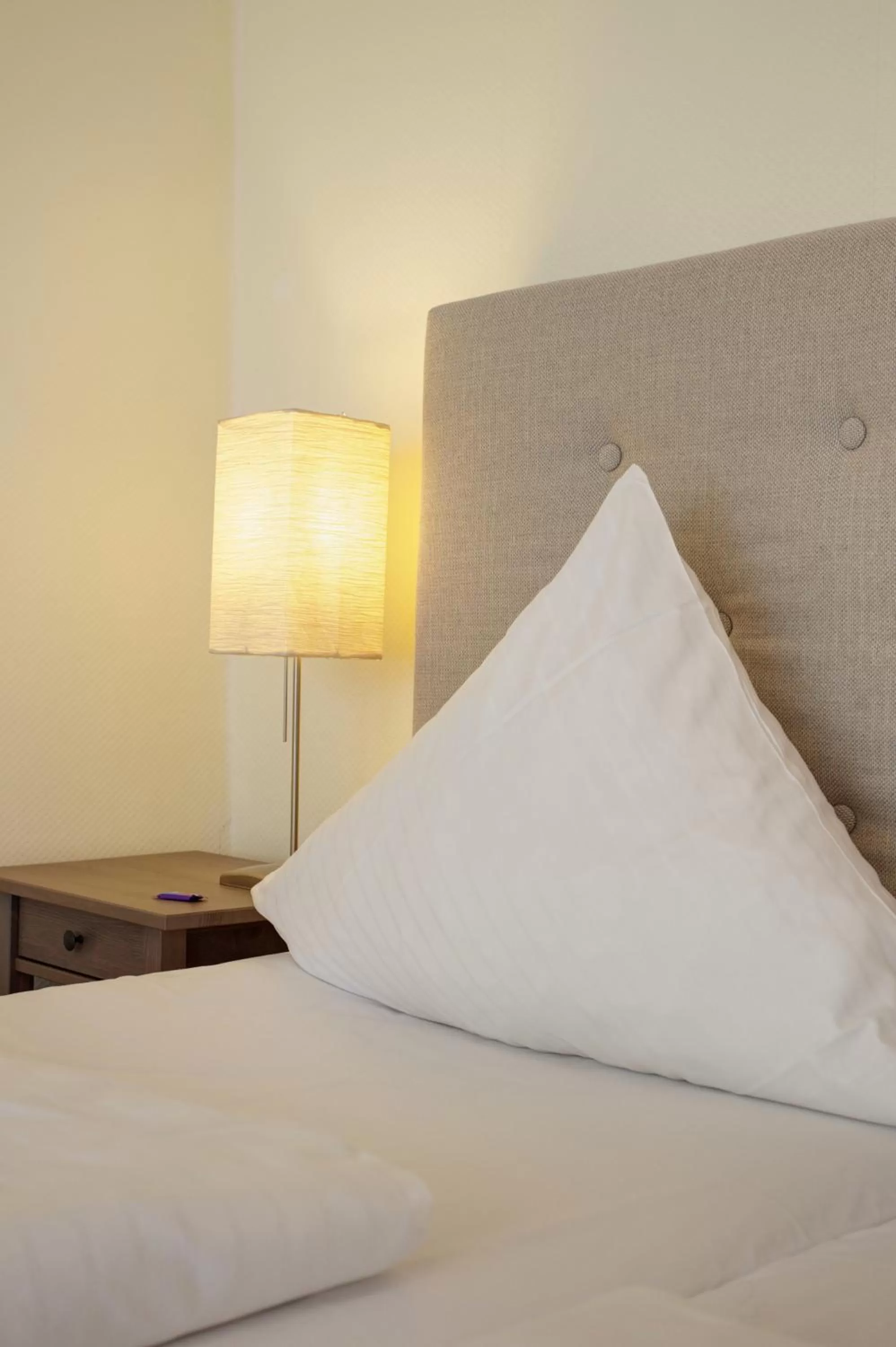 Bed in Das Frühstückshotel Sankt Peter-Ording