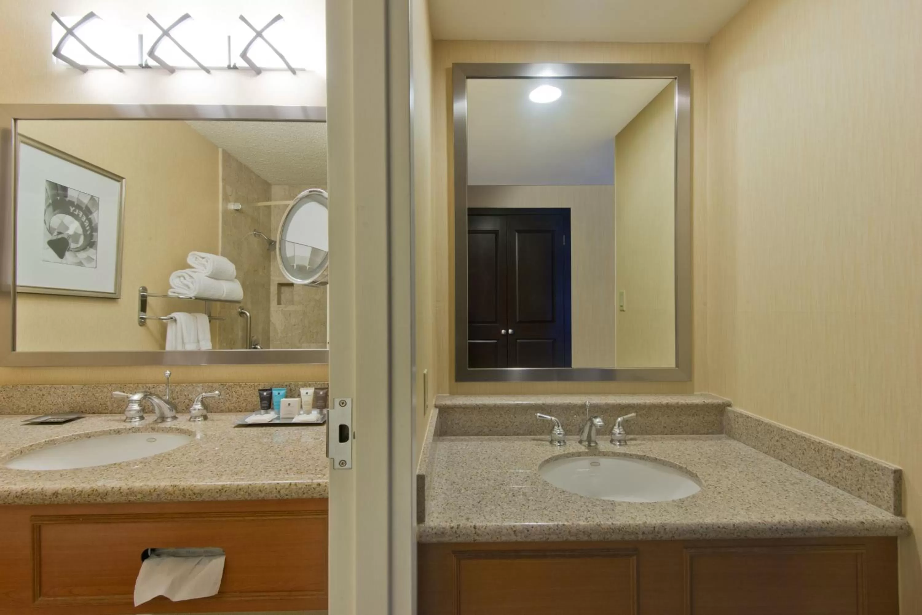 Bathroom in Albuquerque Crowne Plaza by IHG