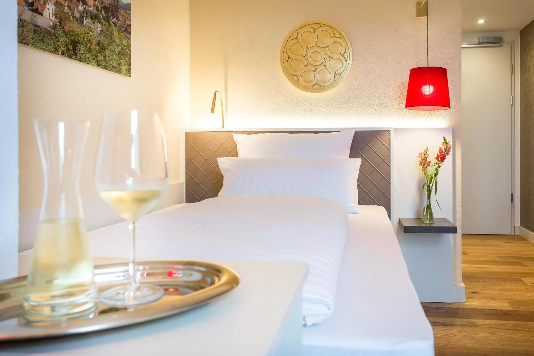 Bed in EMICH´S Hotel