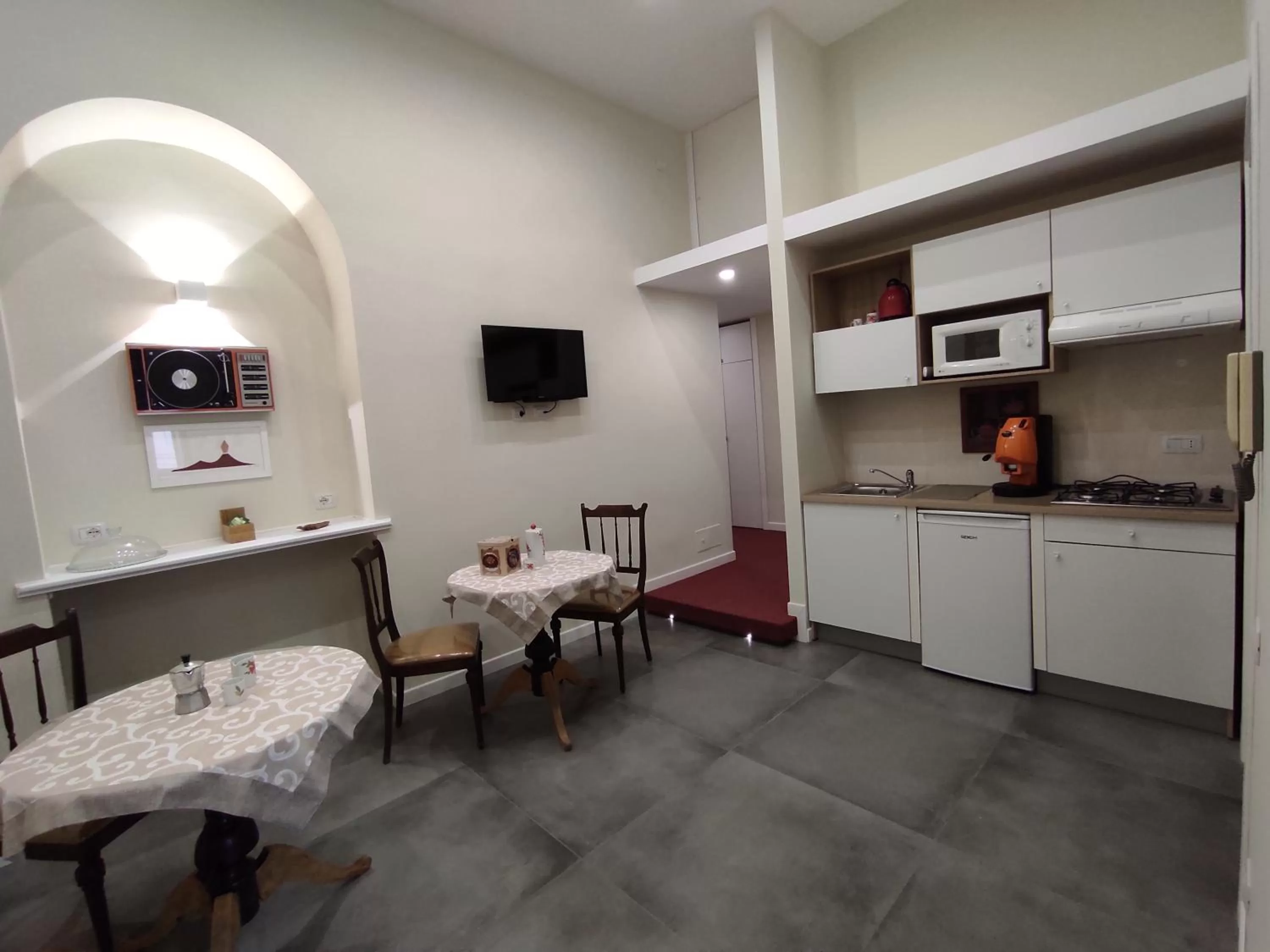 Communal kitchen, Kitchen/Kitchenette in A I R NaCasaBella Napoli