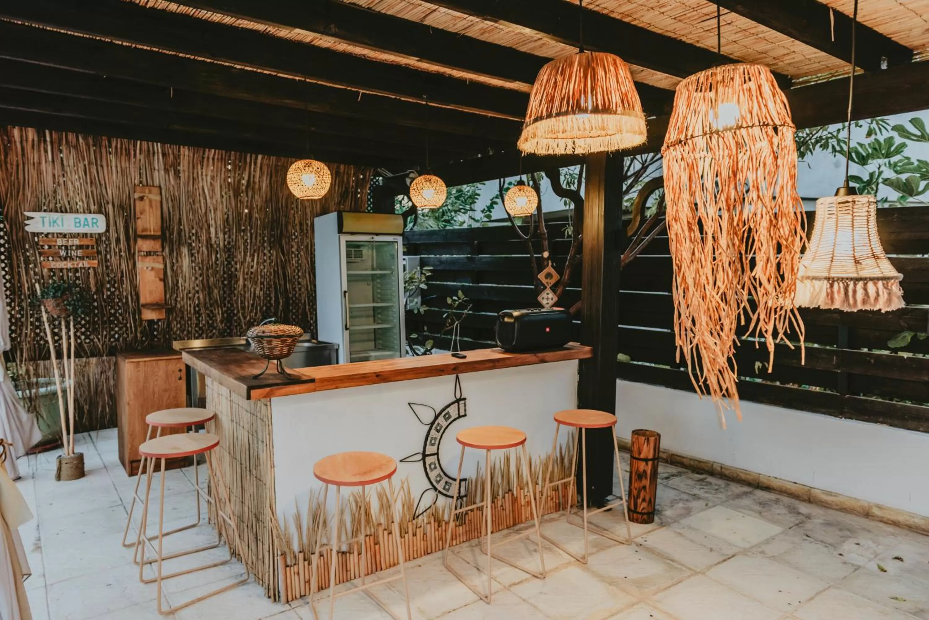 Patio in Sunside Inn Hotel