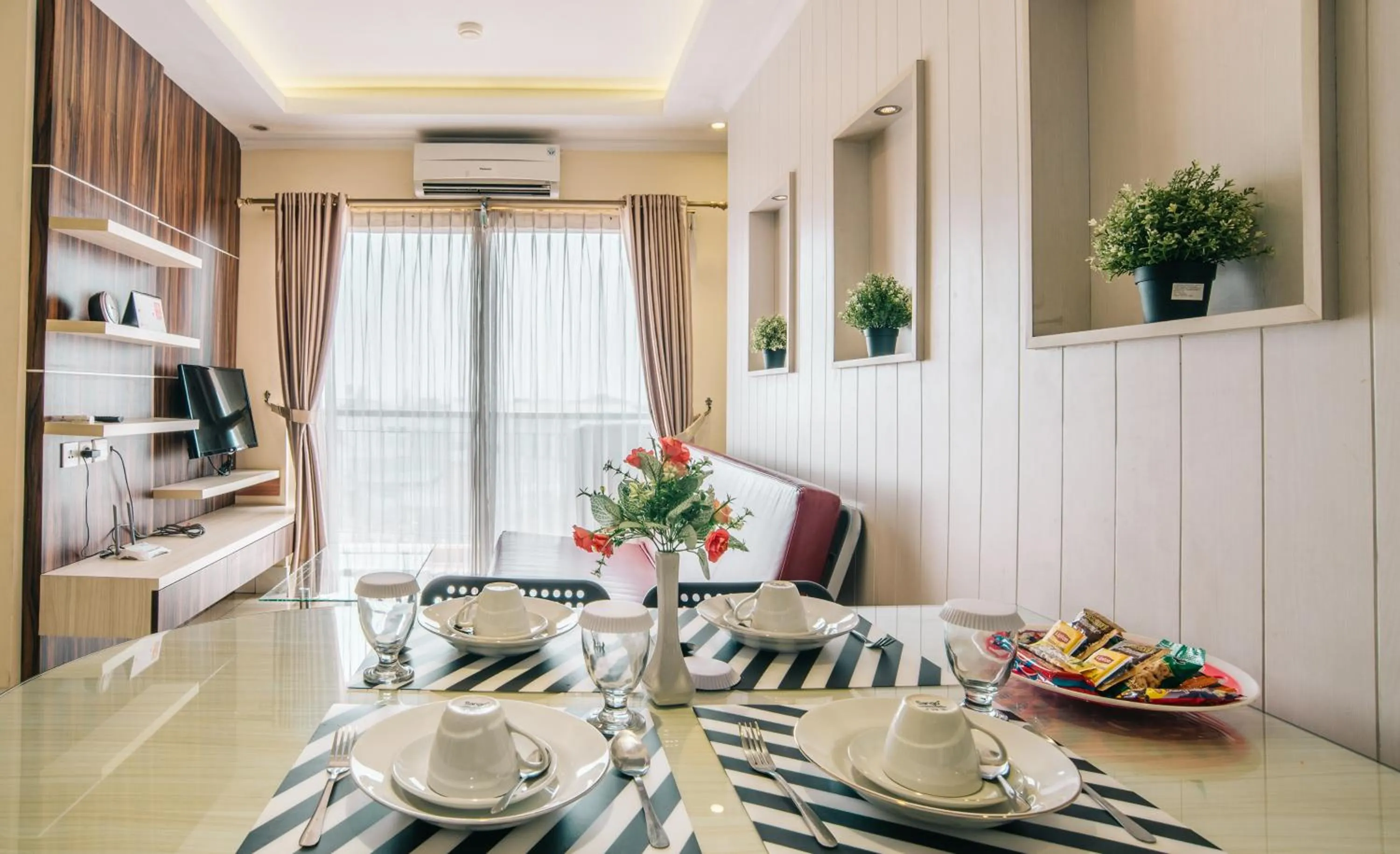 Ravarine Suite Apartment