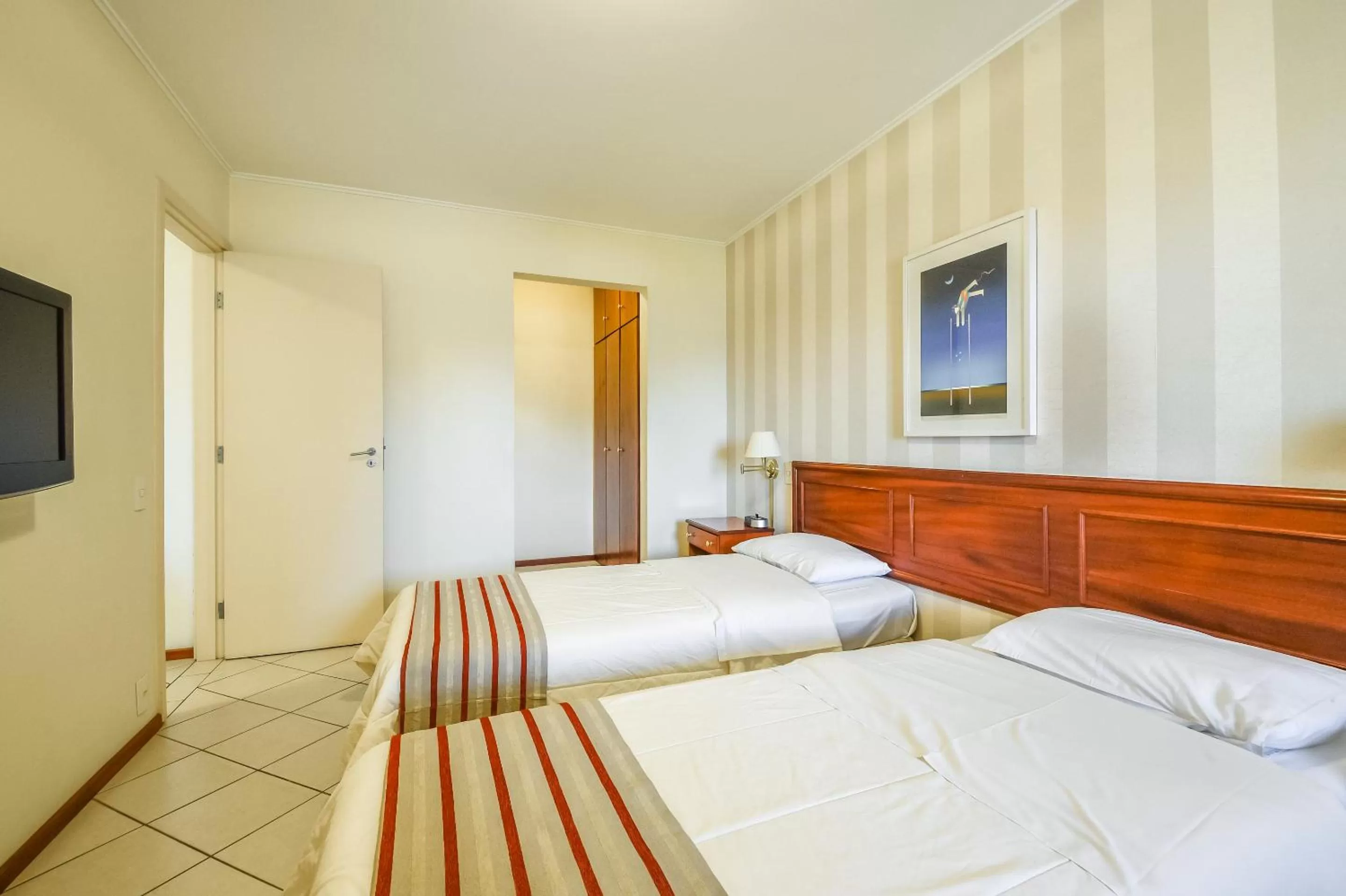 Bedroom, Bed in Park Tower Campinas Residence by Nacional Inn