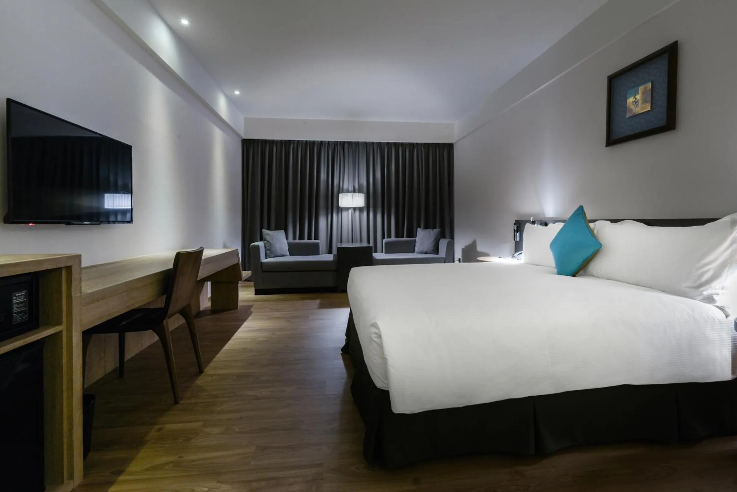 Photo of the whole room, Bed in Just Sleep Kaohsiung Station