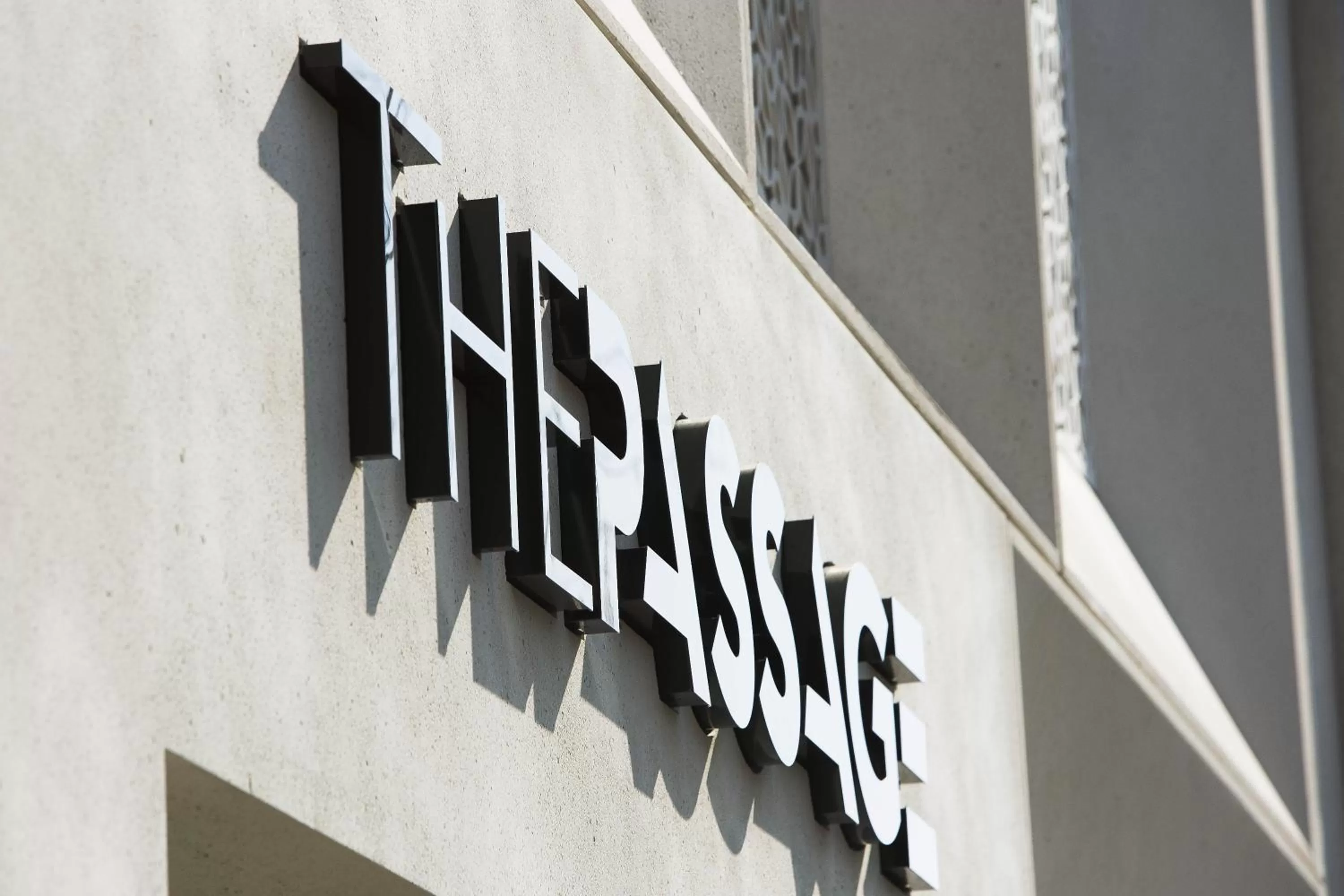 Facade/entrance in The Passage - Urban Retreat