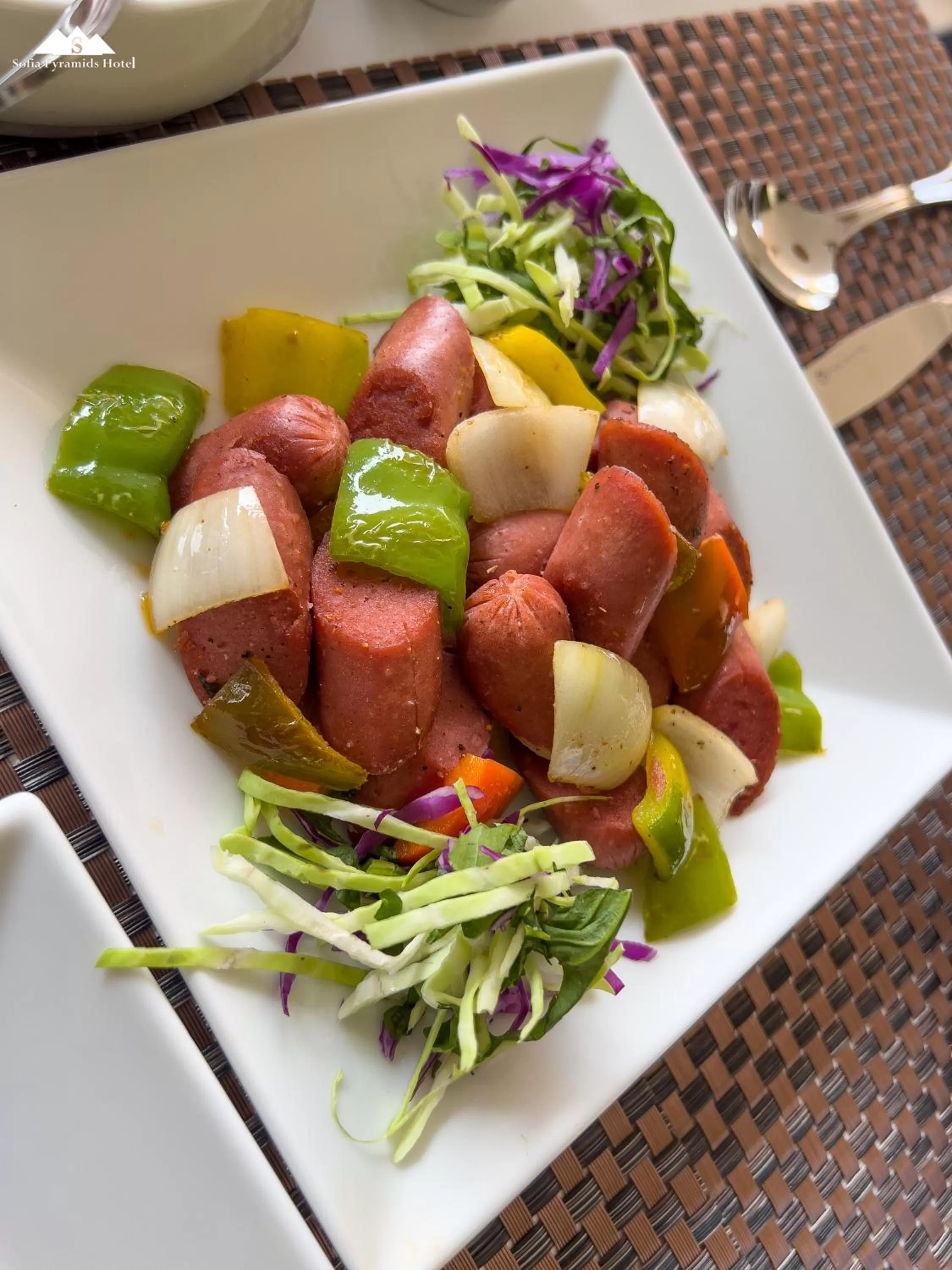 Food and drinks in Sofia Pyramids Hotel