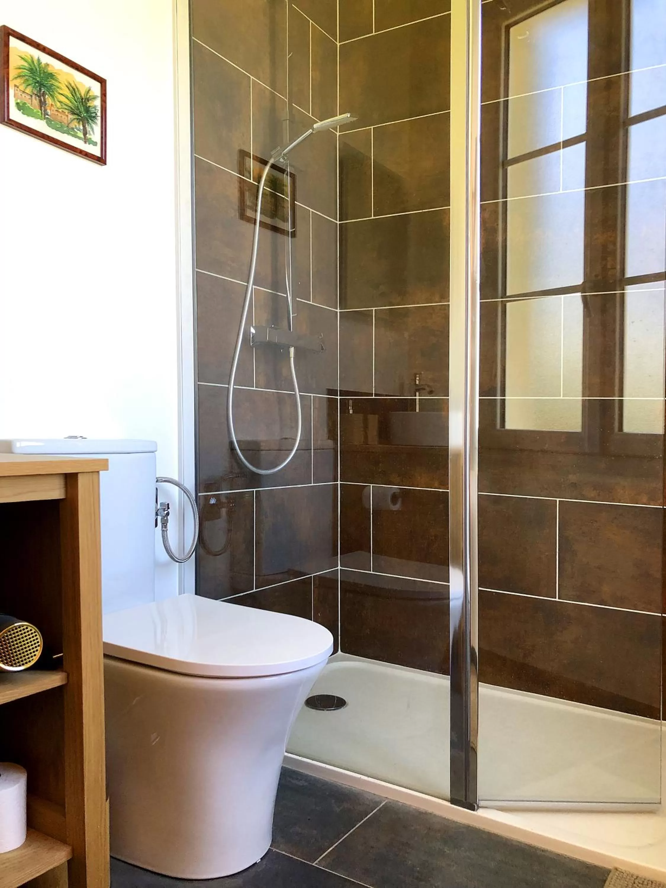 Bathroom in LA SOURCE DE BARDON