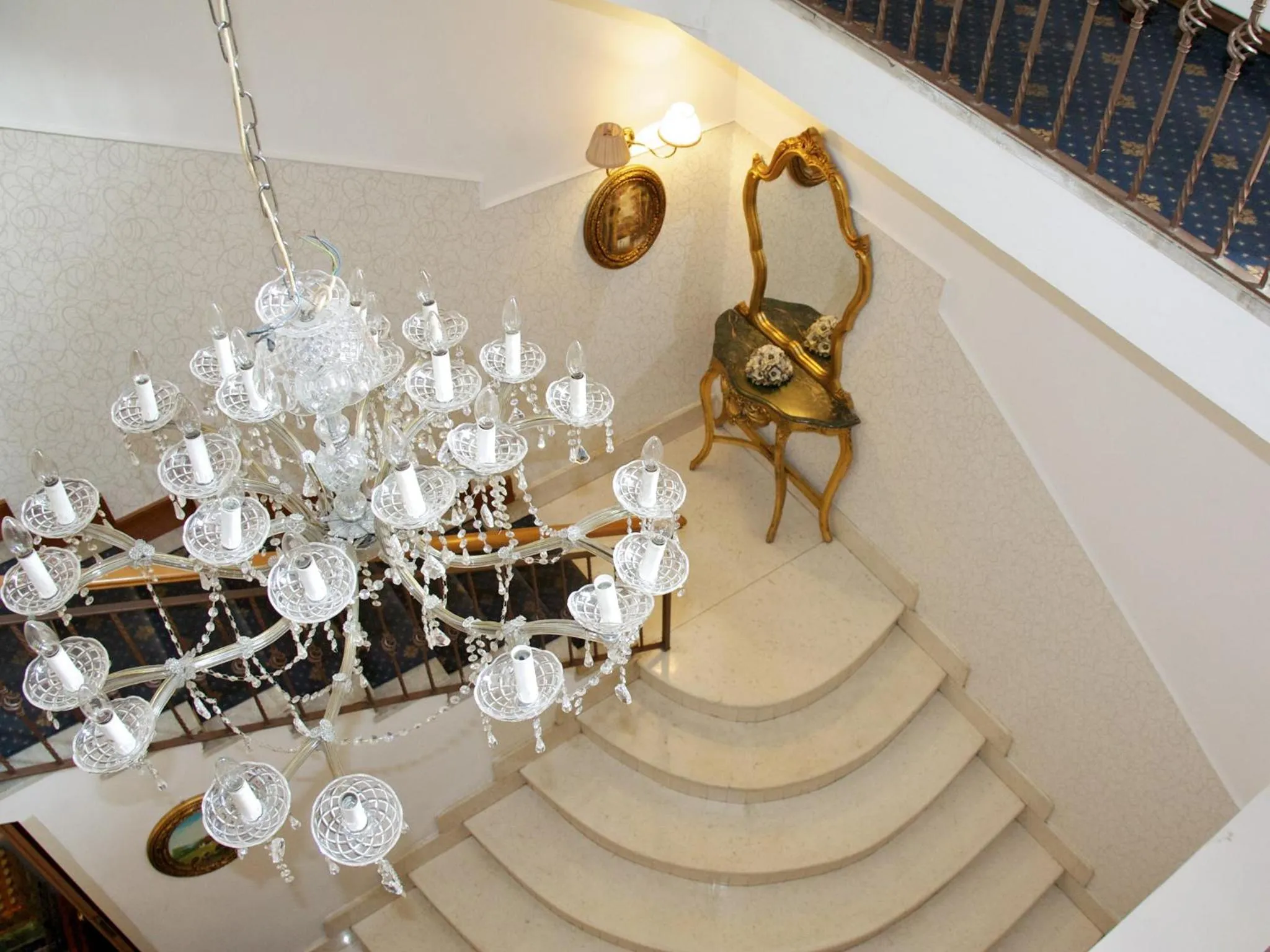 Patio in Business Hotel