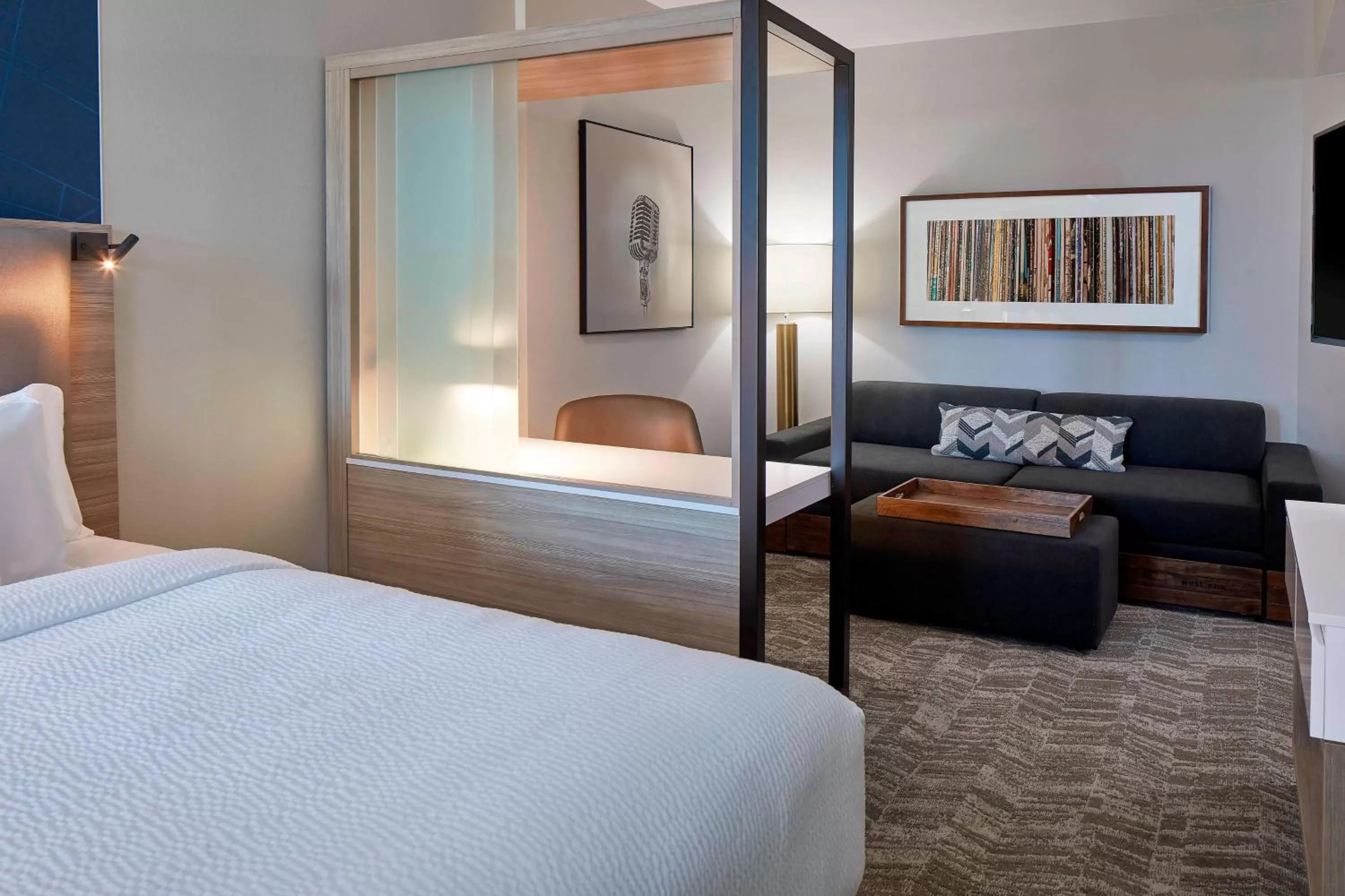 Bedroom, Bed in SpringHill Suites by Marriott Nashville Downtown/Convention Center